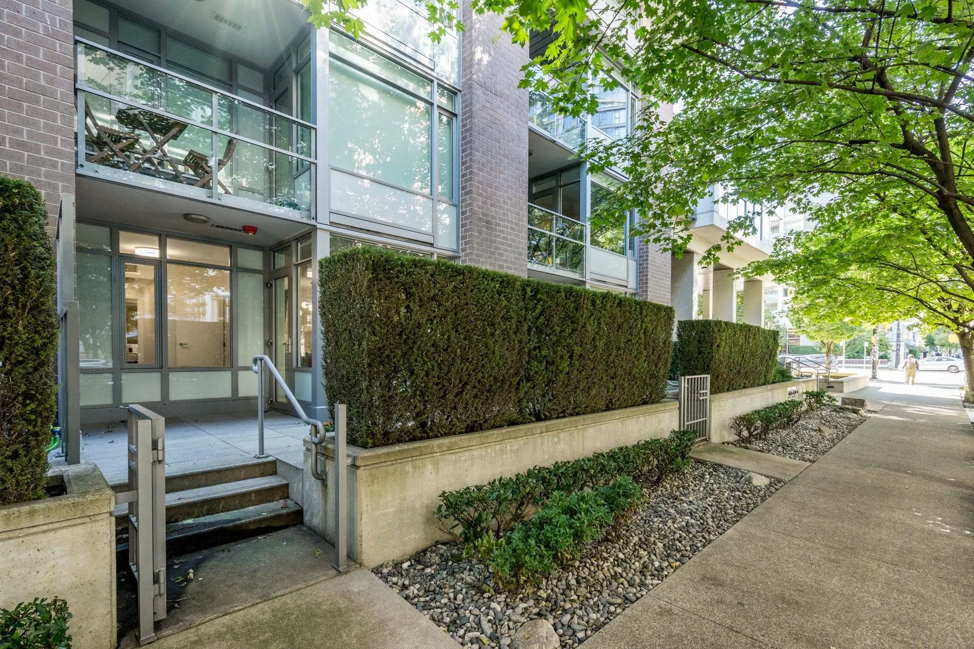 110 Switchmen Street #107