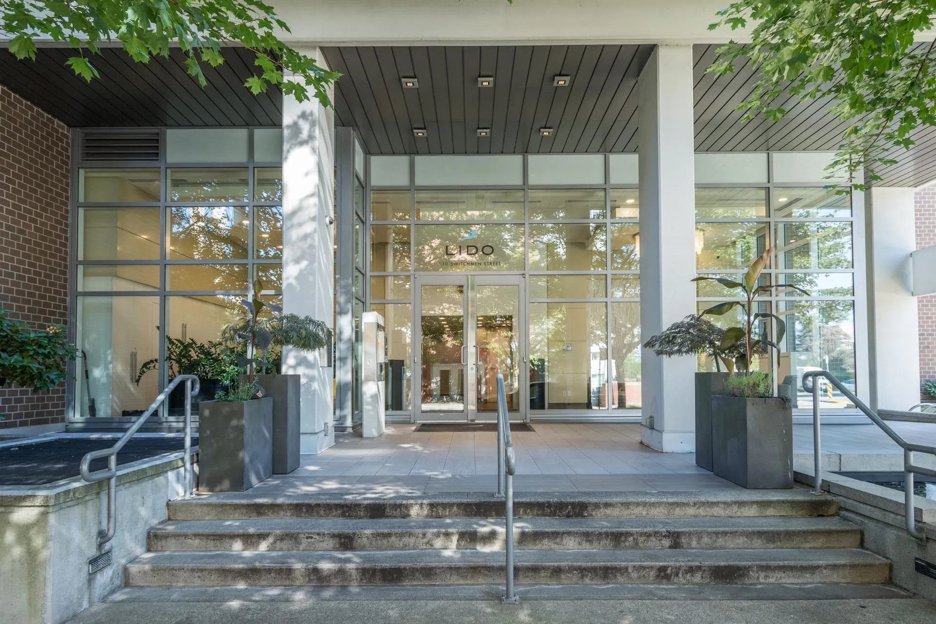 110 Switchmen Street #107