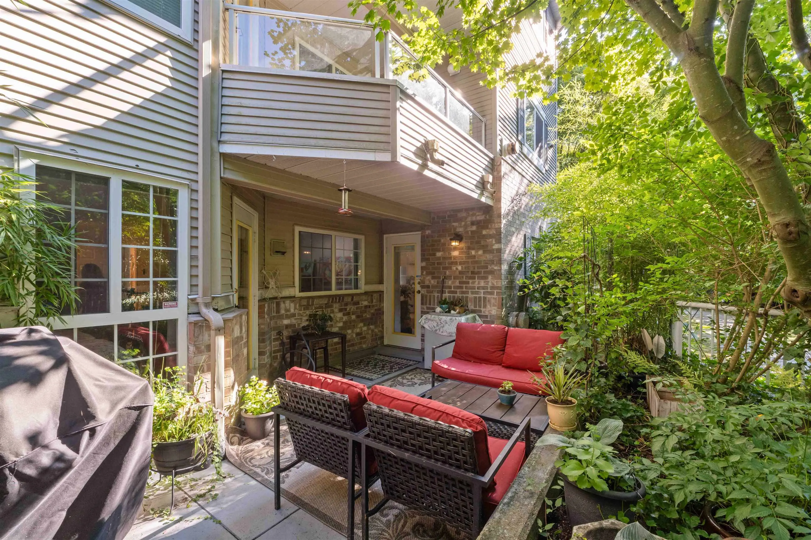 16137 83 Avenue #105