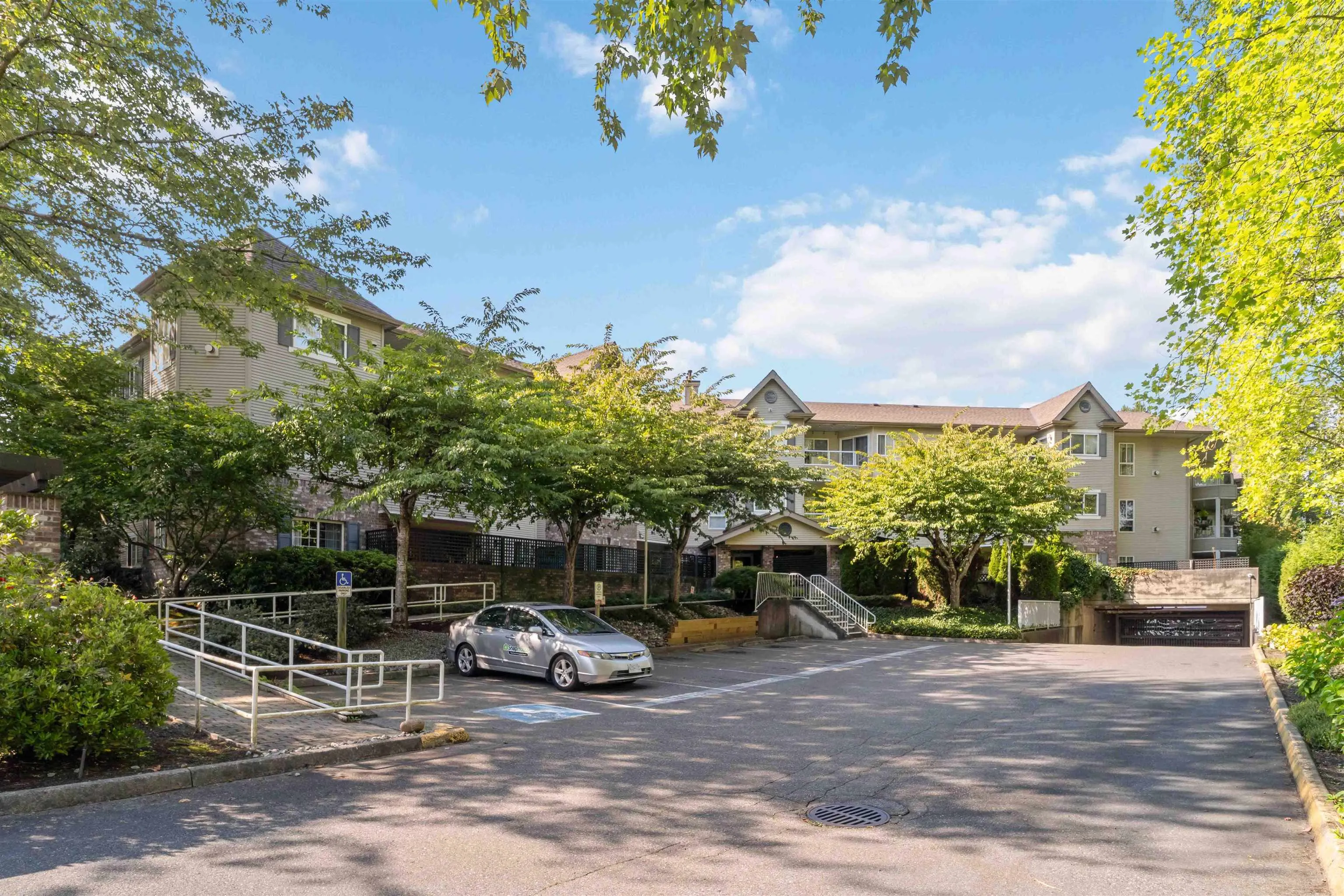 16137 83 Avenue #105