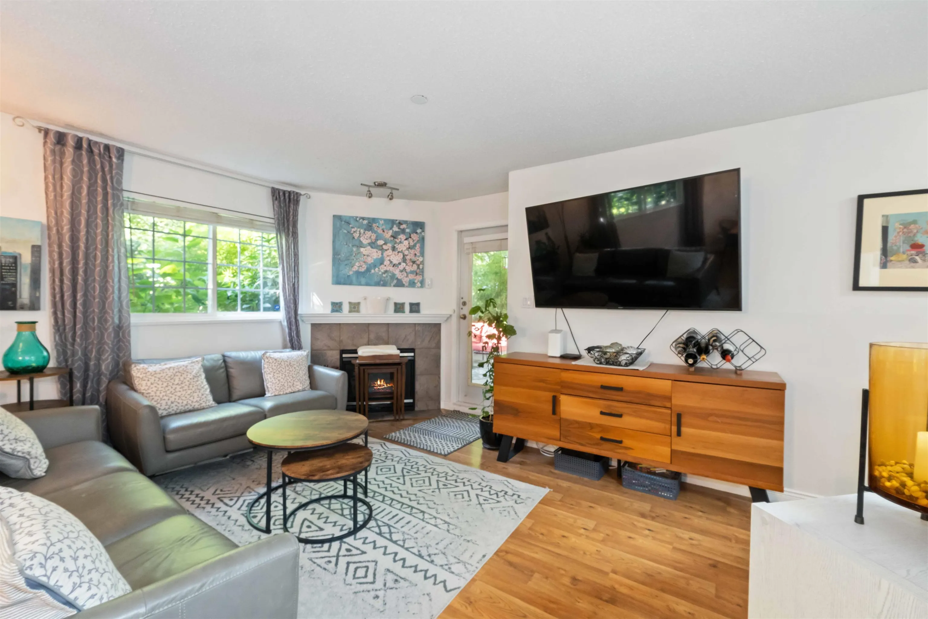 16137 83 Avenue #105
