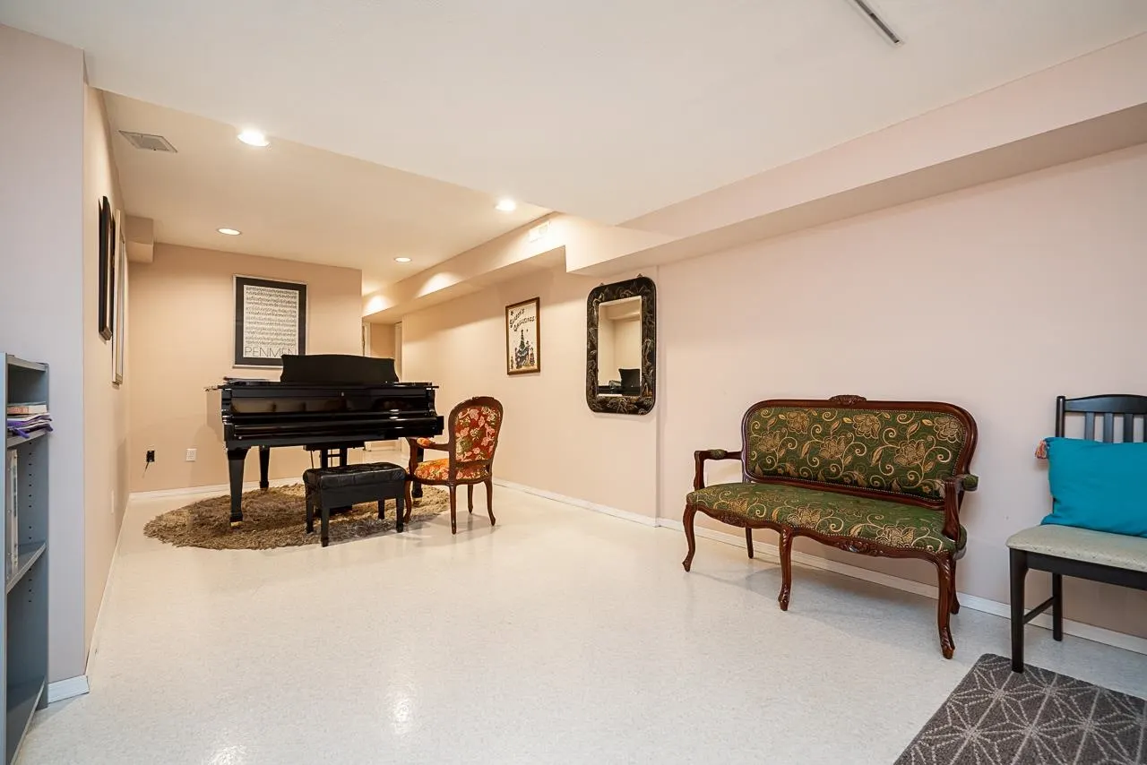 788 Citadel Drive #18