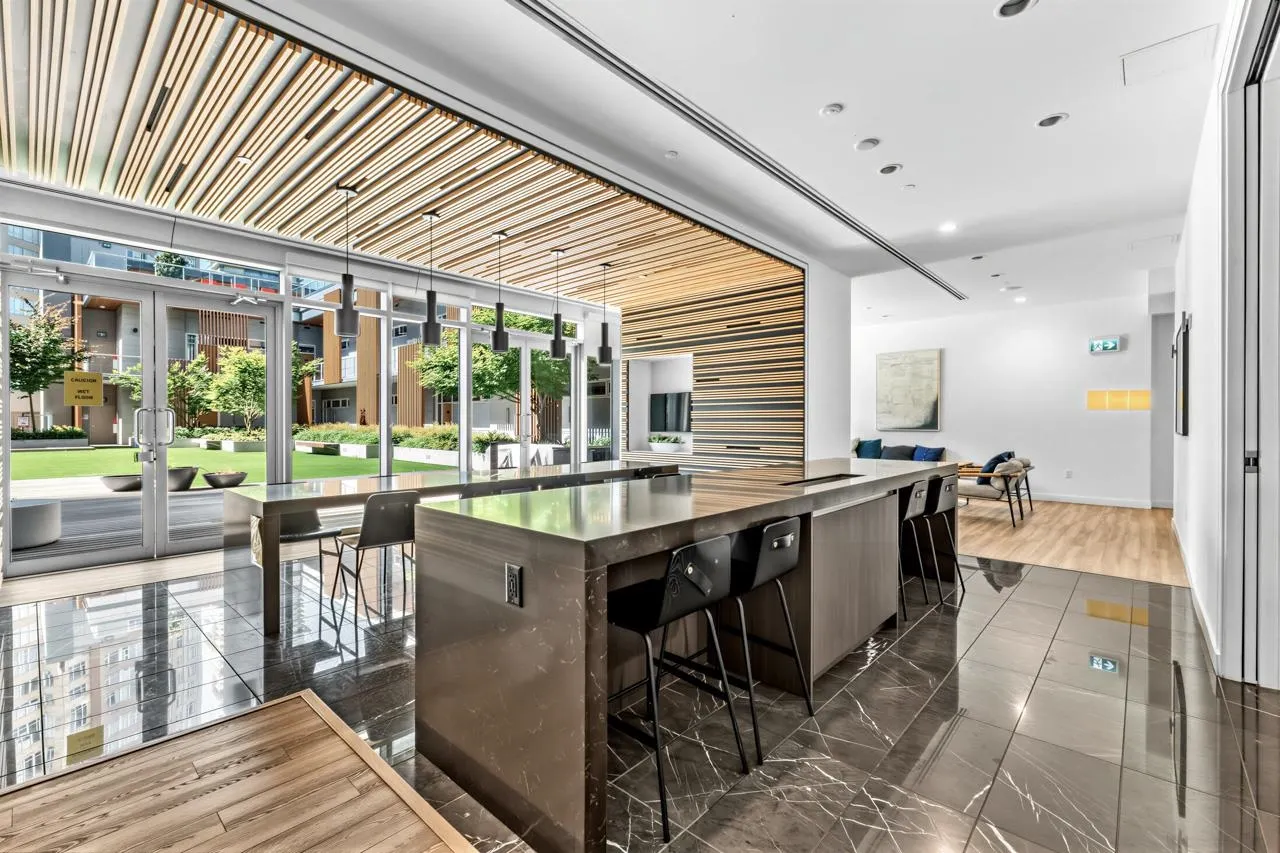 6080 Mckay Avenue #2810