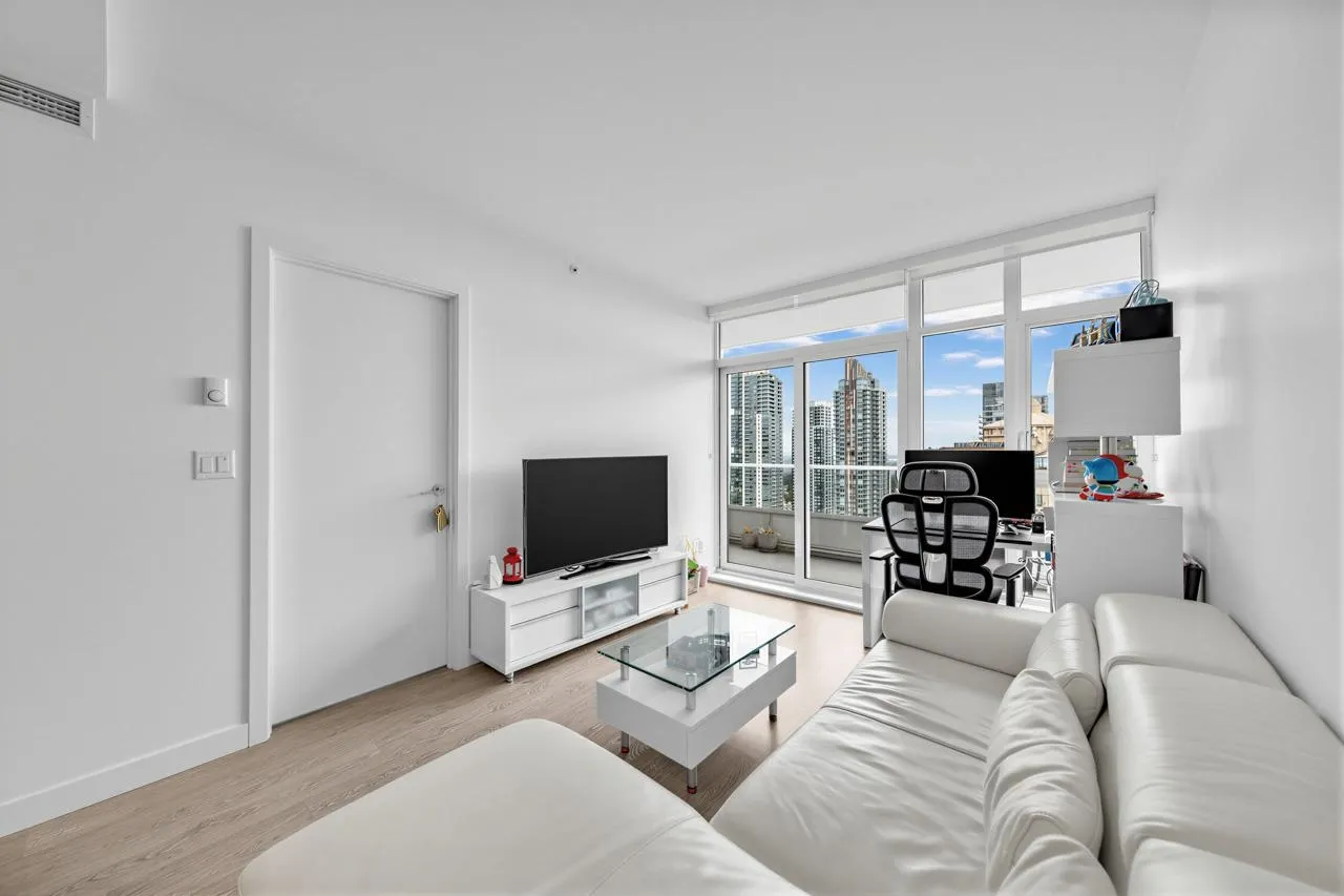 6080 Mckay Avenue #2810