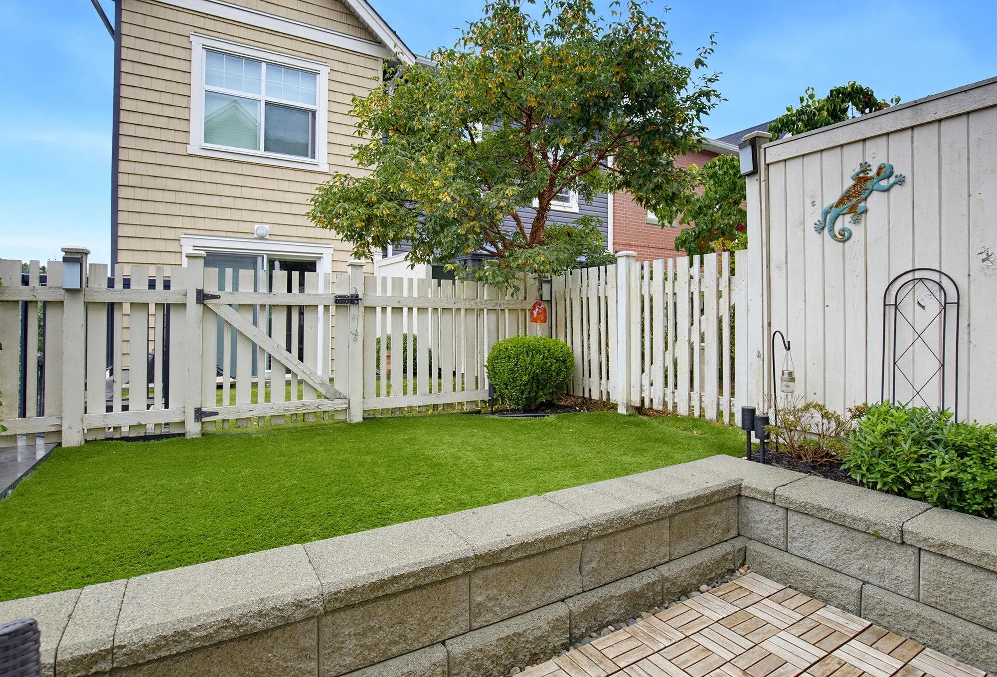32789 Burton Avenue #602