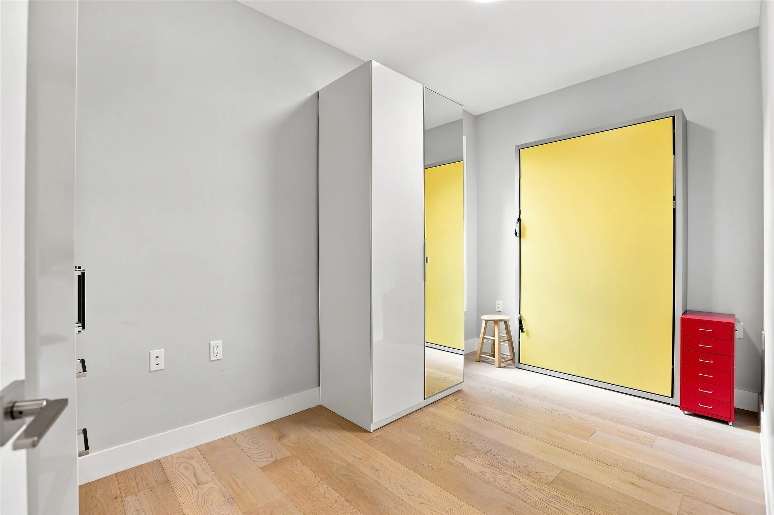 1185 Victoria Drive