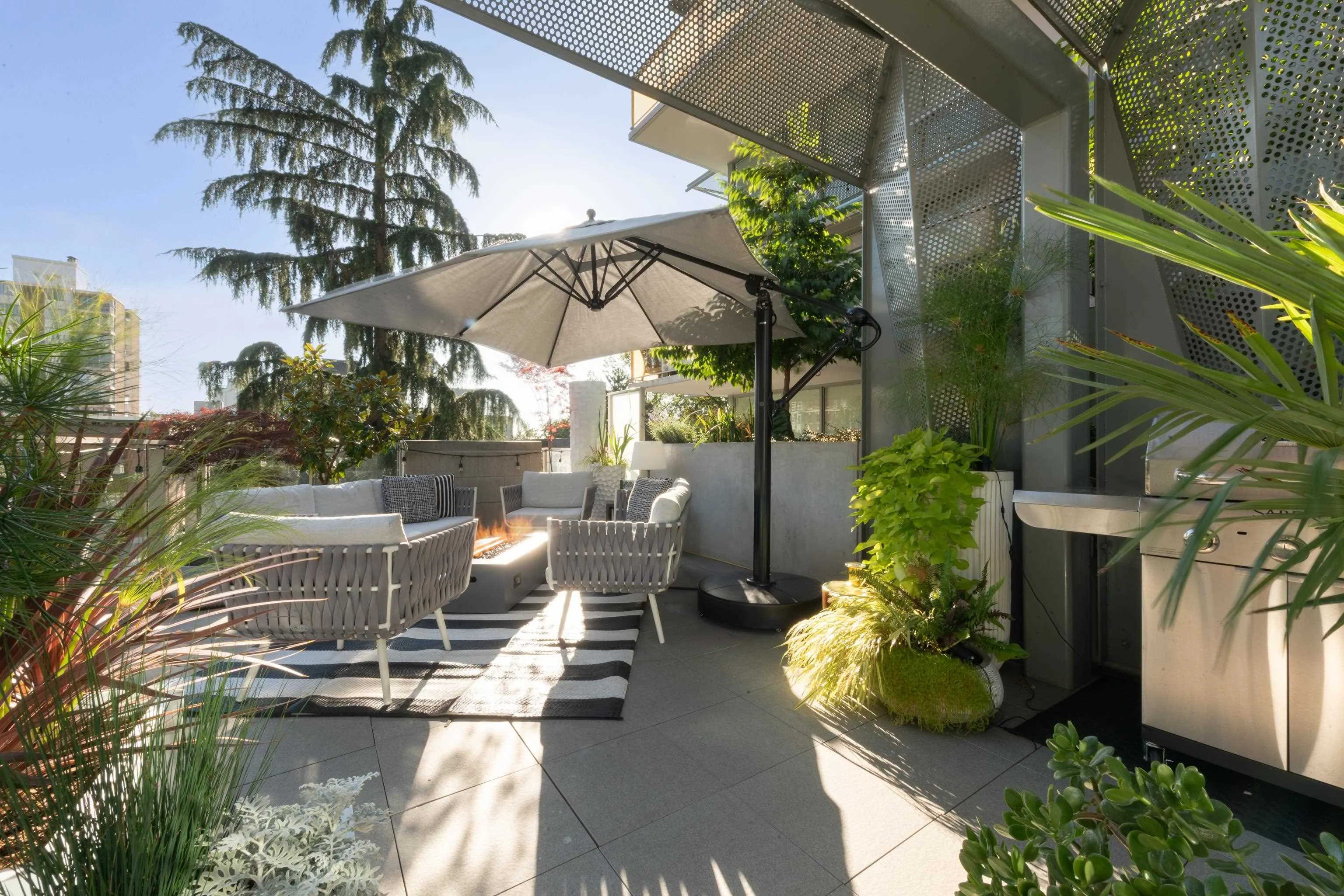 1365 Davie Street #403