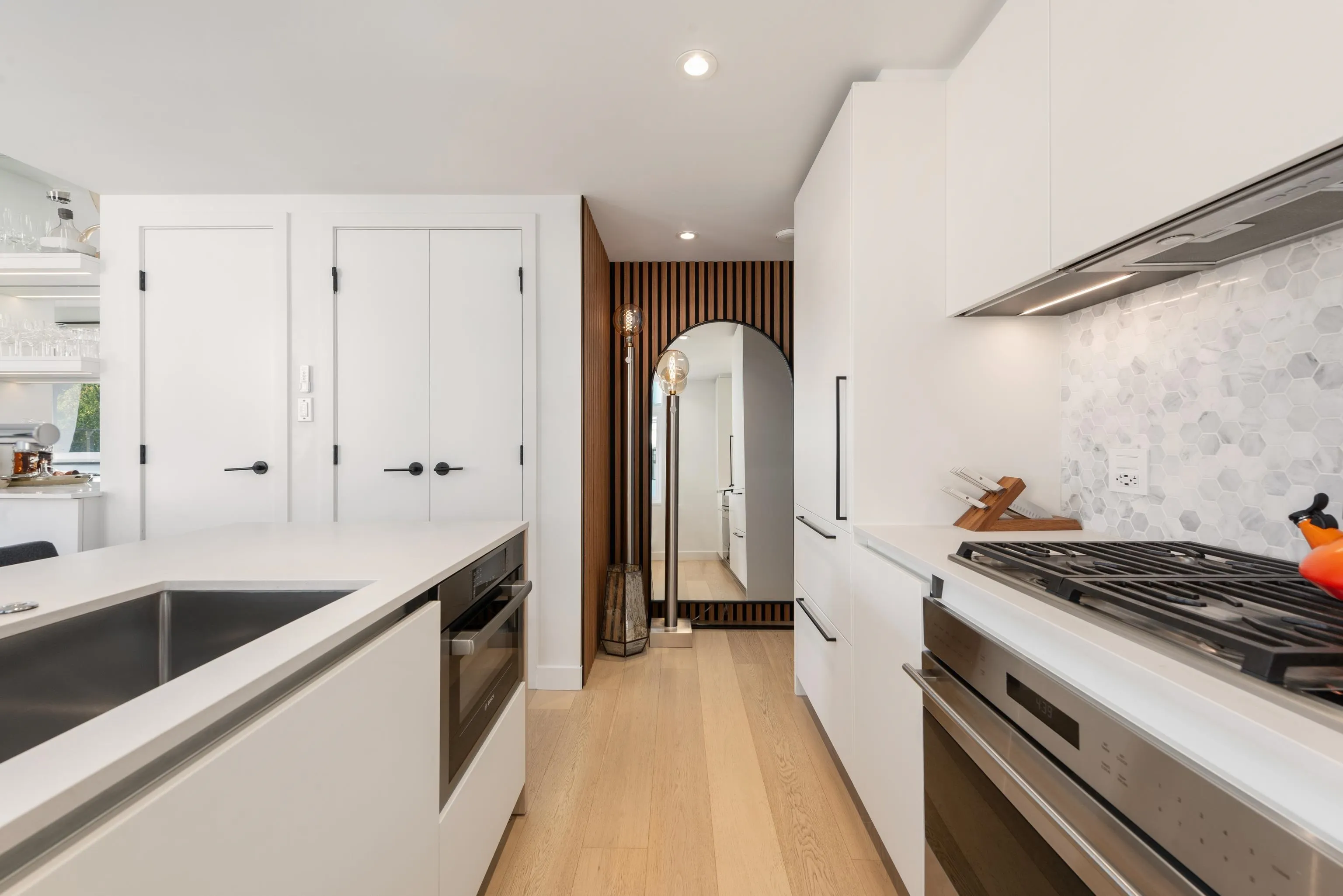 1365 Davie Street #403