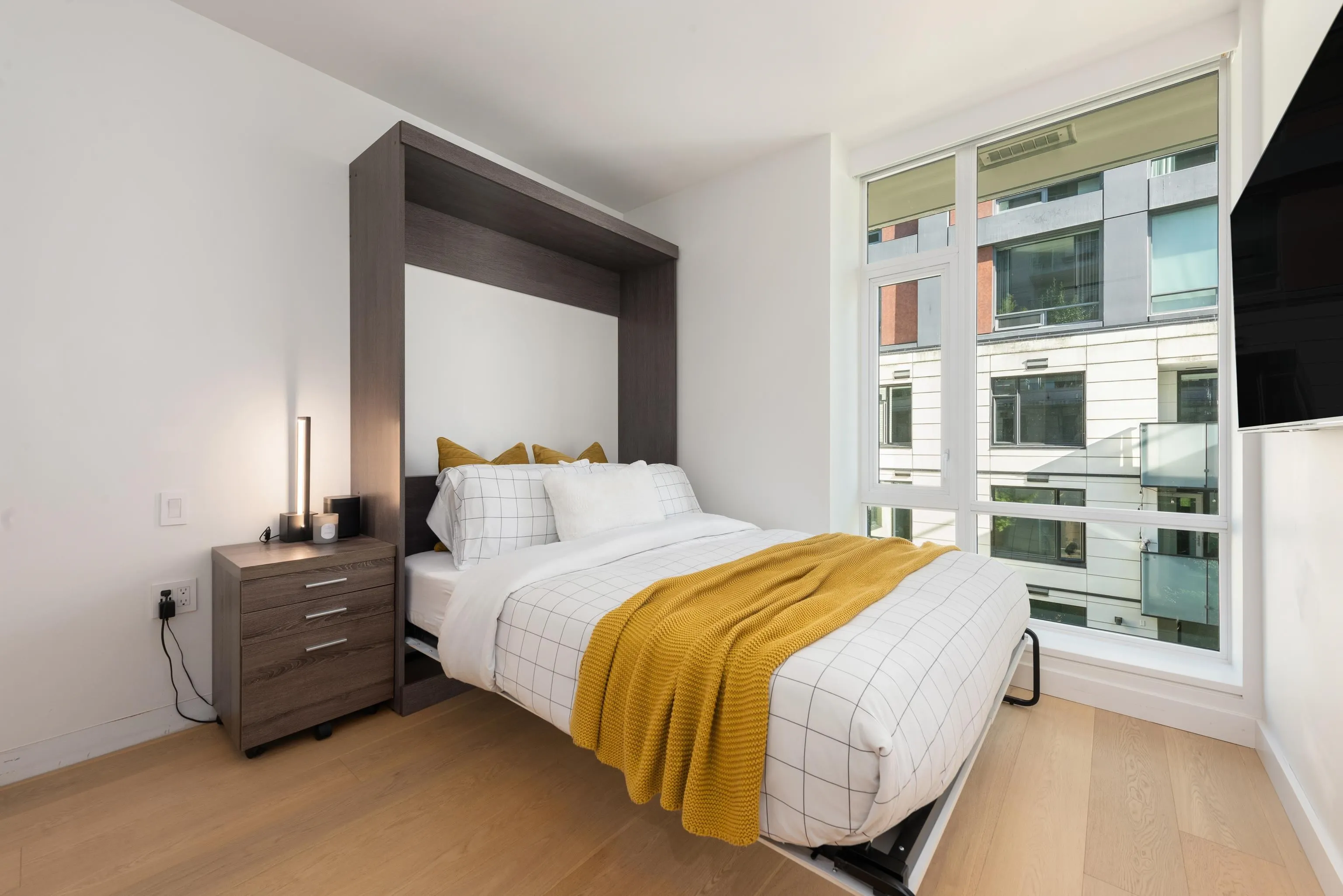 1365 Davie Street #403