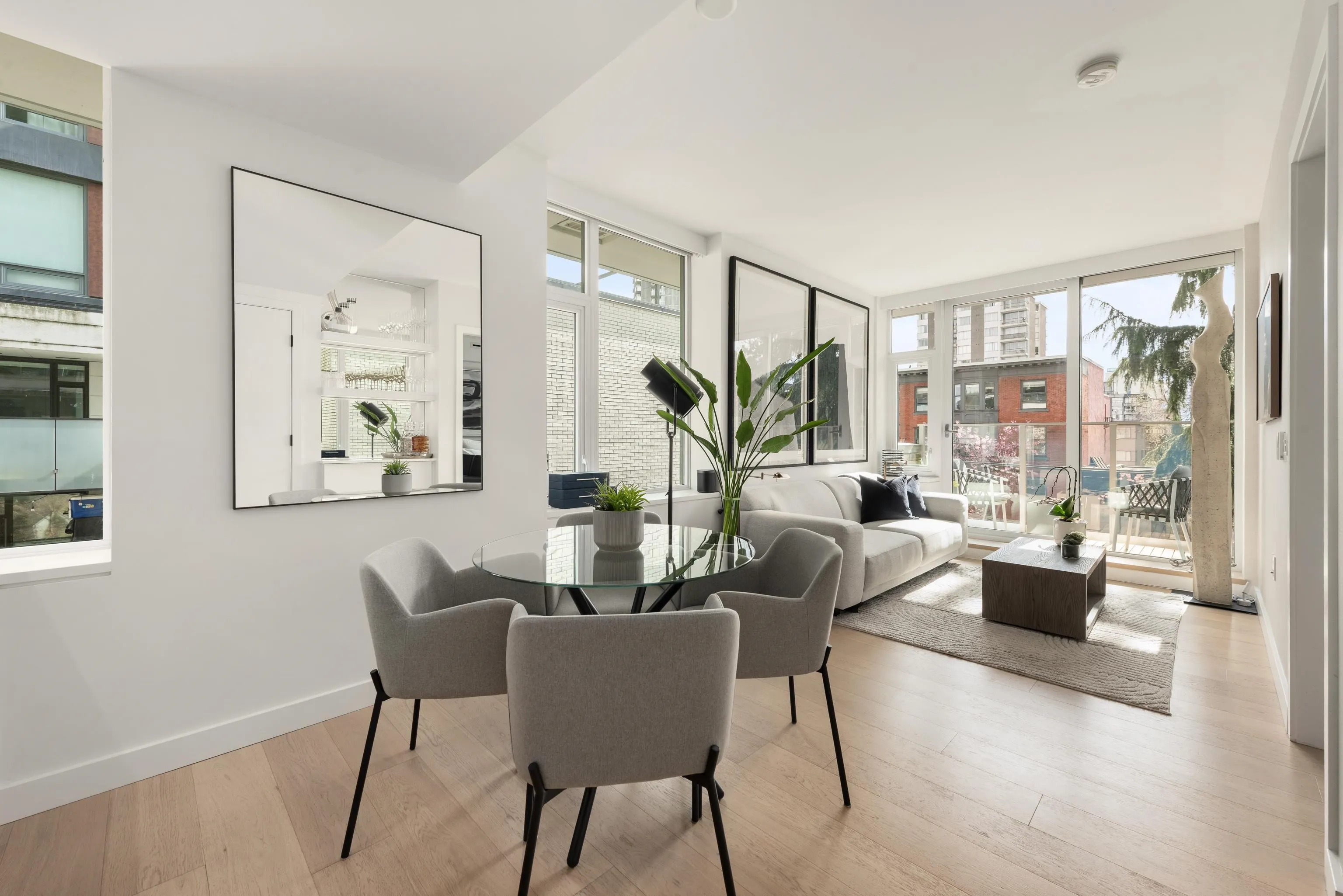 1365 Davie Street #403