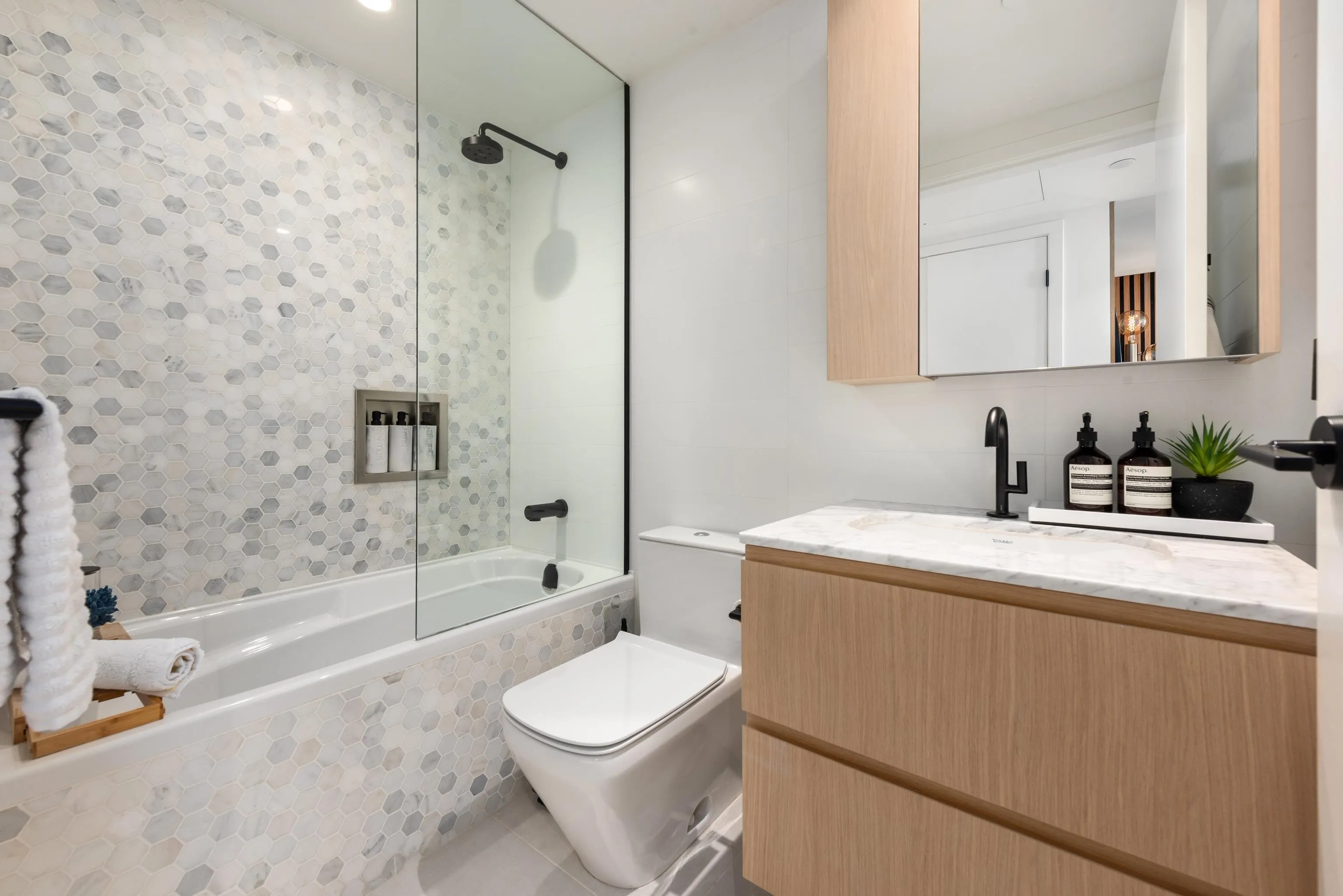 1365 Davie Street #403