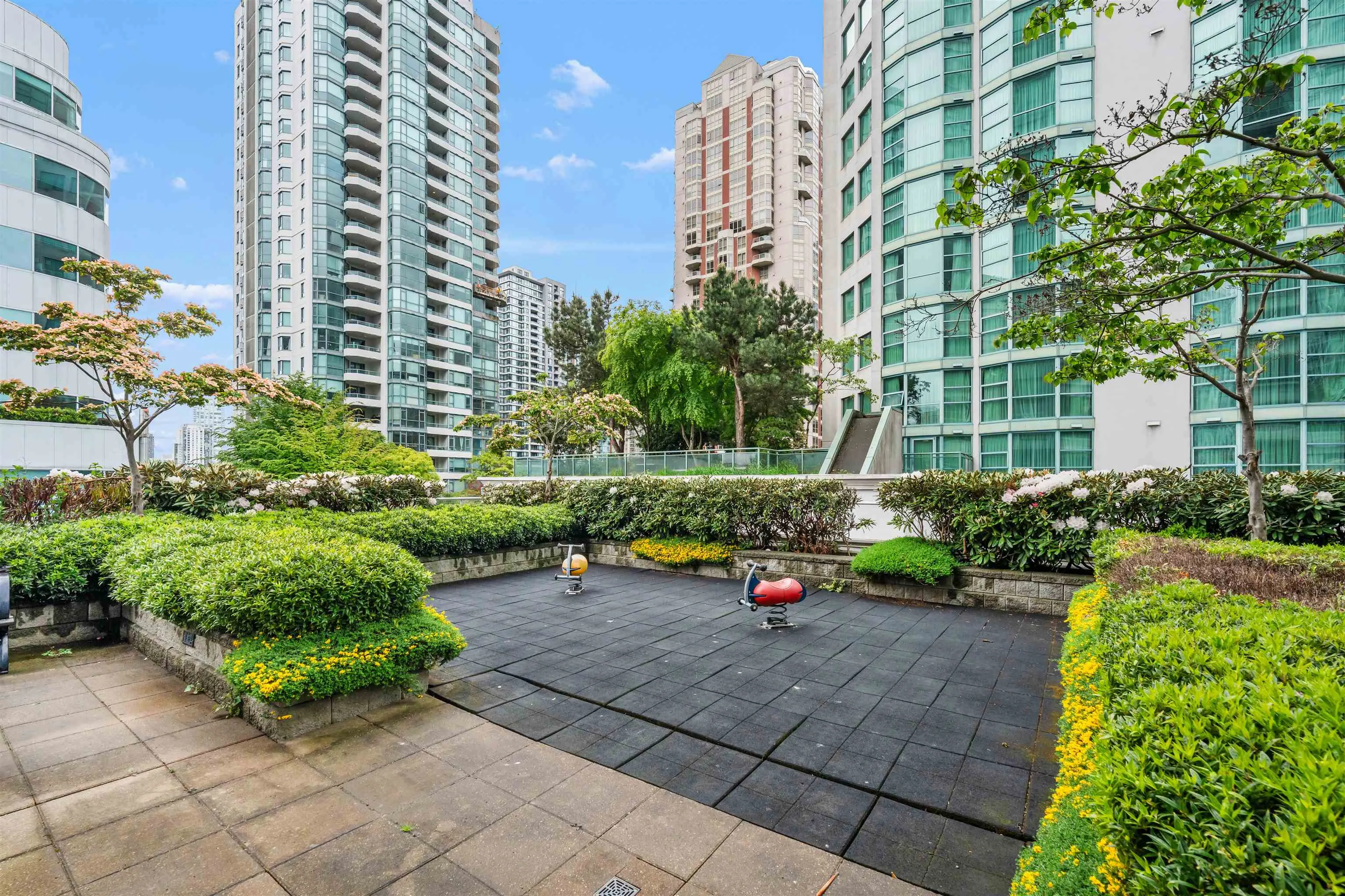 821 Cambie Street #808