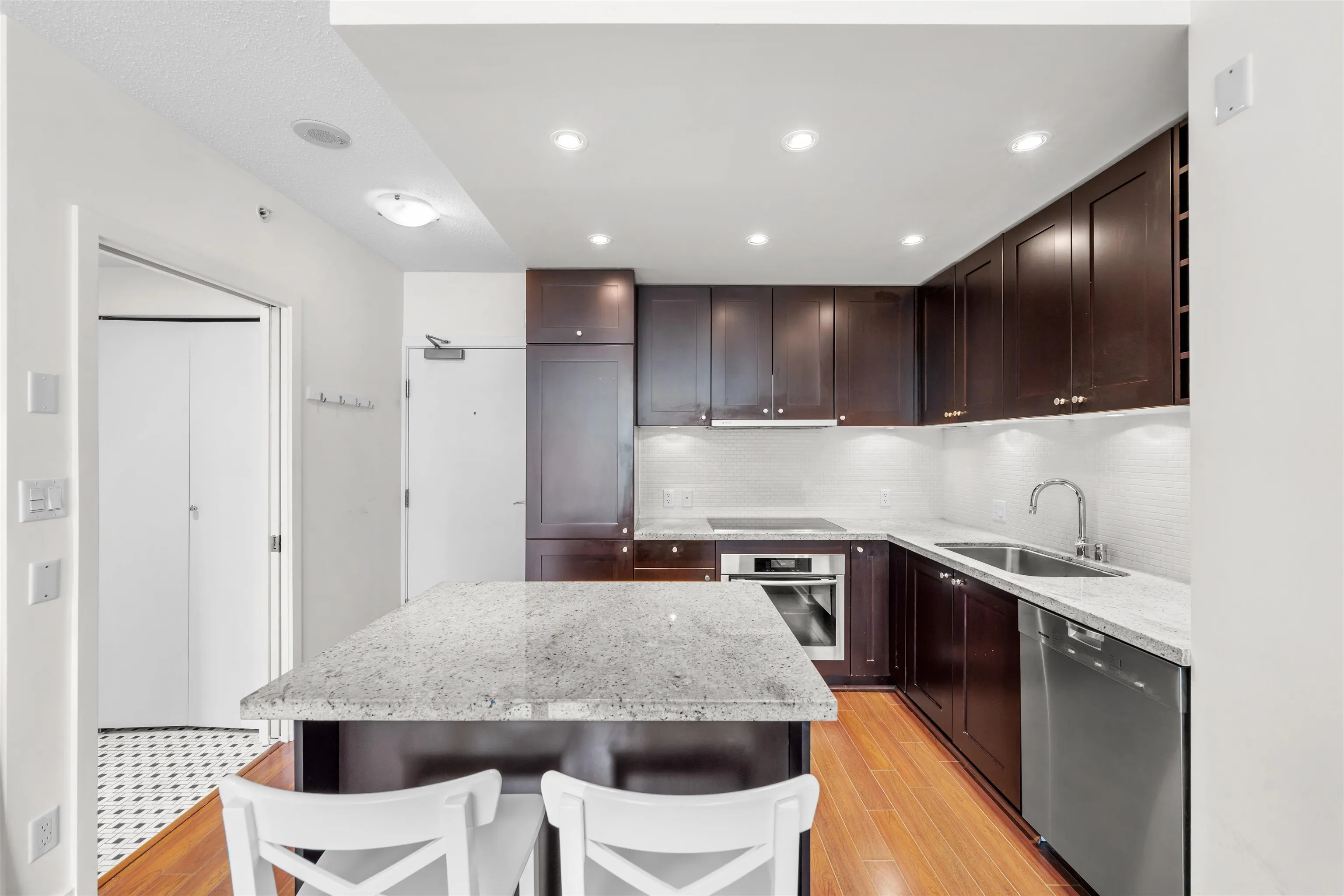 821 Cambie Street #808