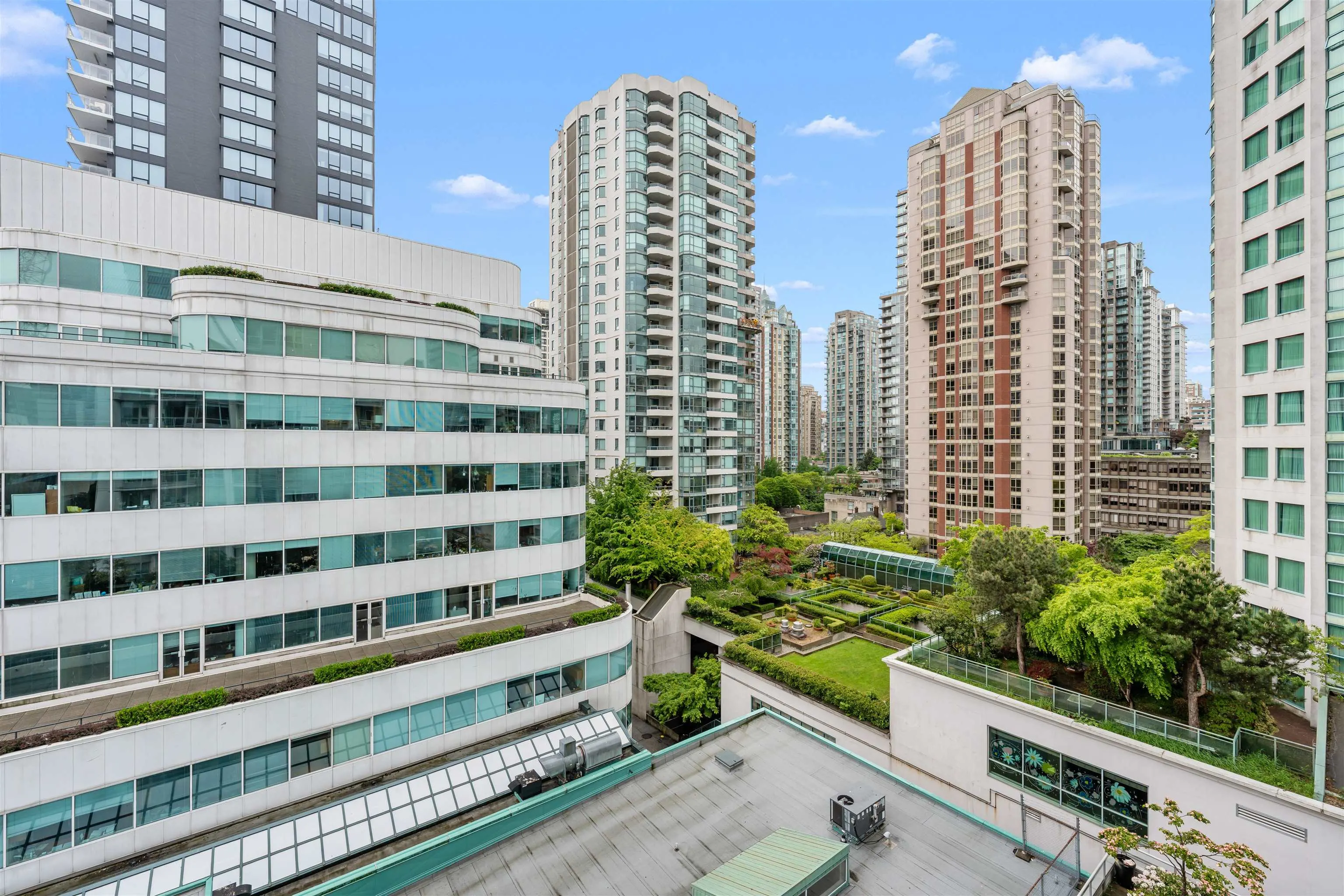 821 Cambie Street #808