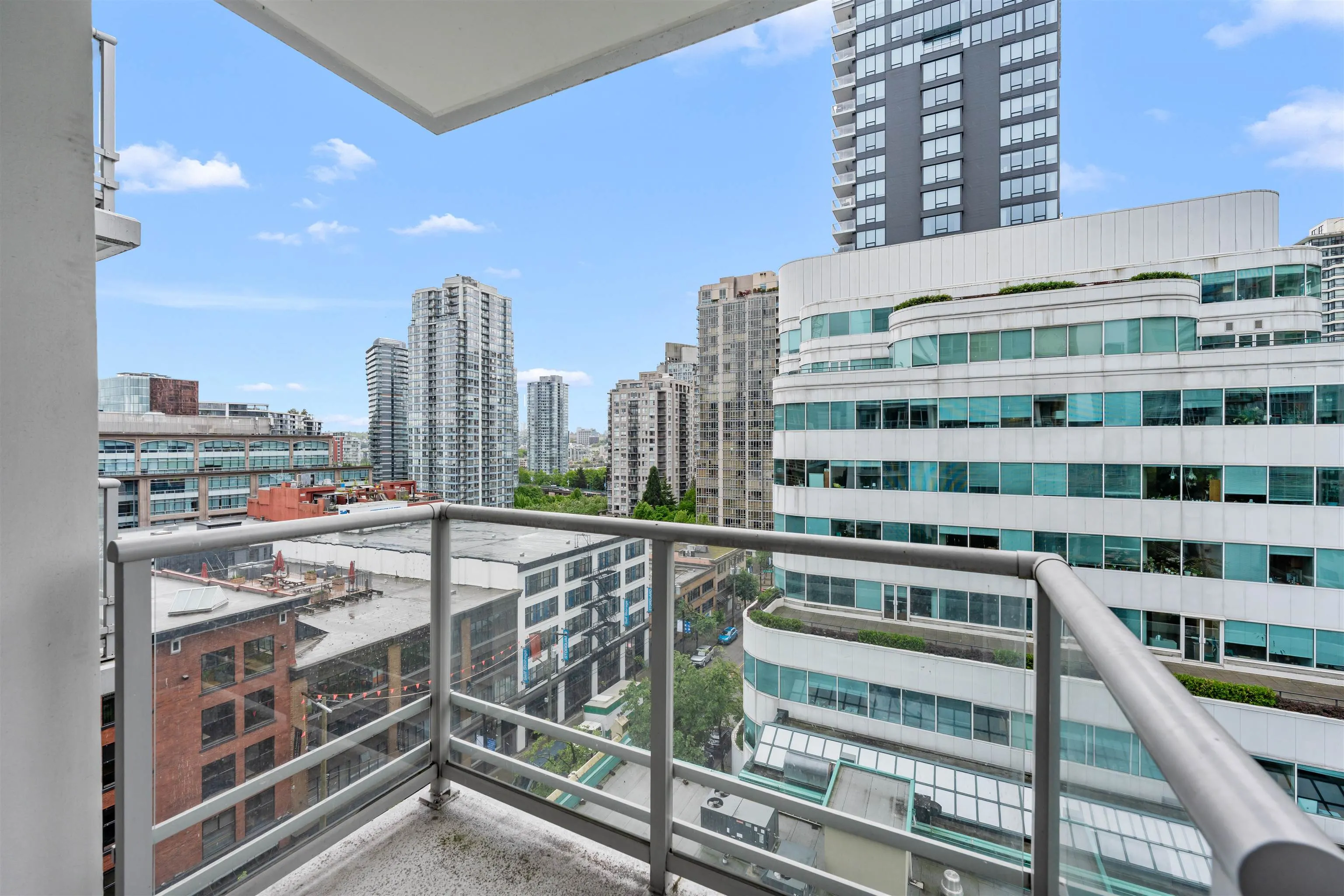 821 Cambie Street #808