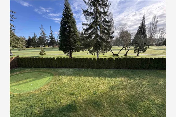1010 Eden Crescent
