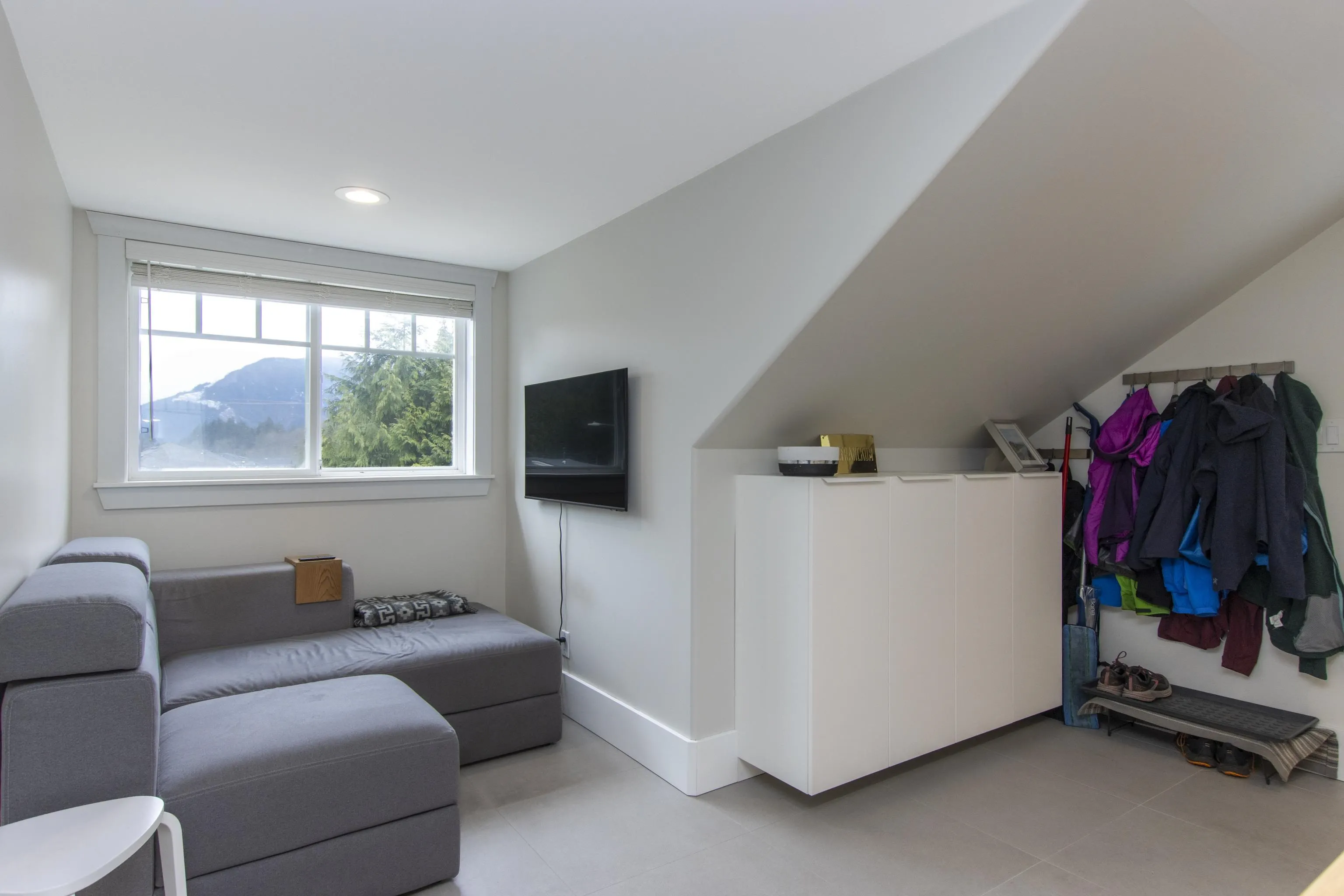 1003 Ash Place