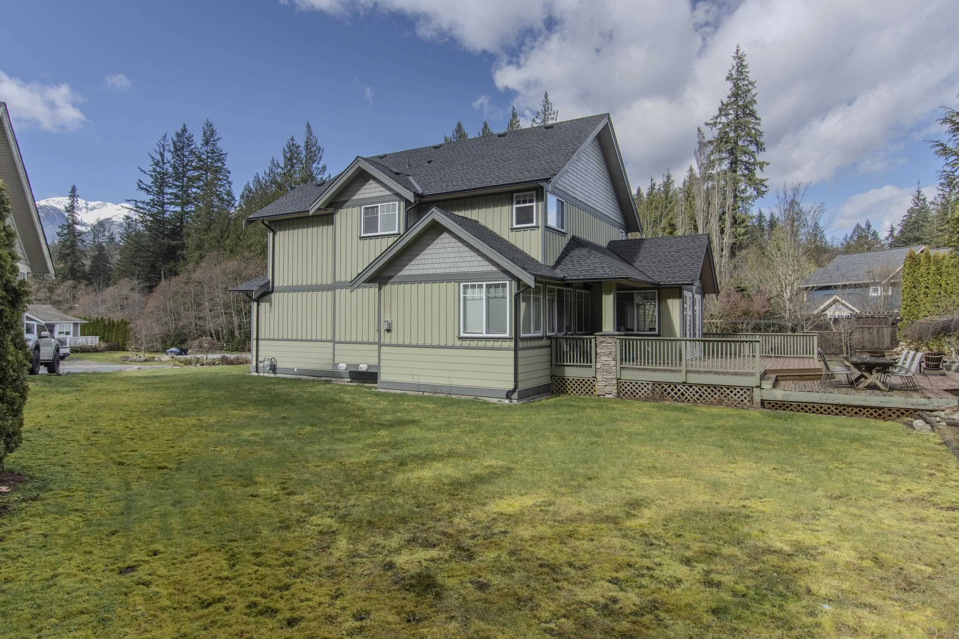 1003 Ash Place