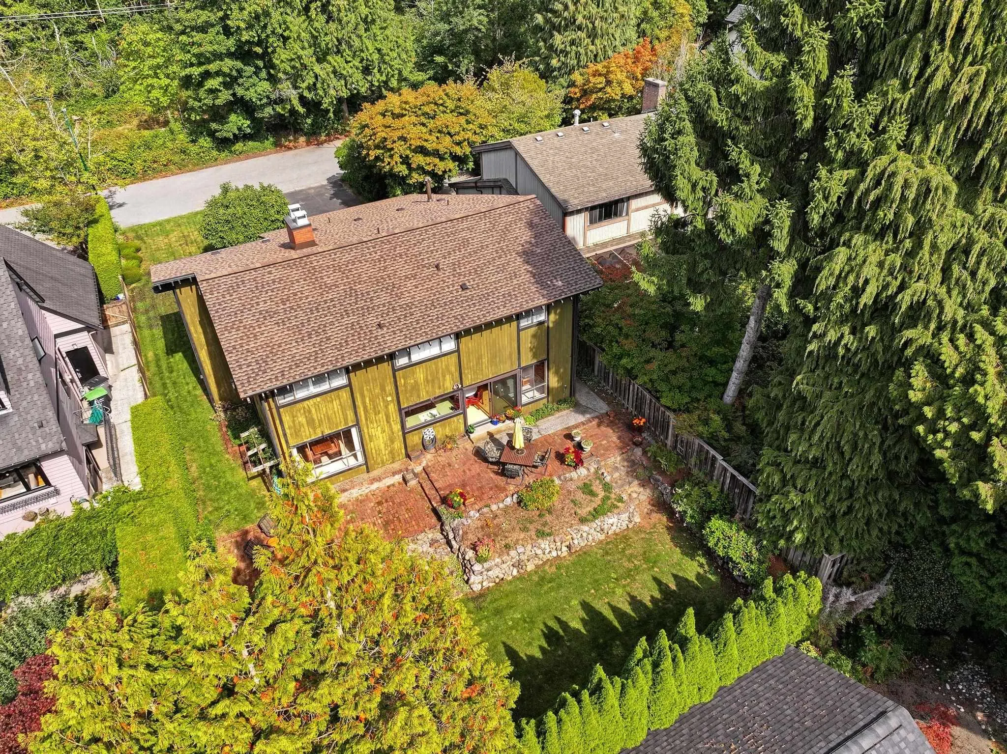 4248 W King Edward Avenue
