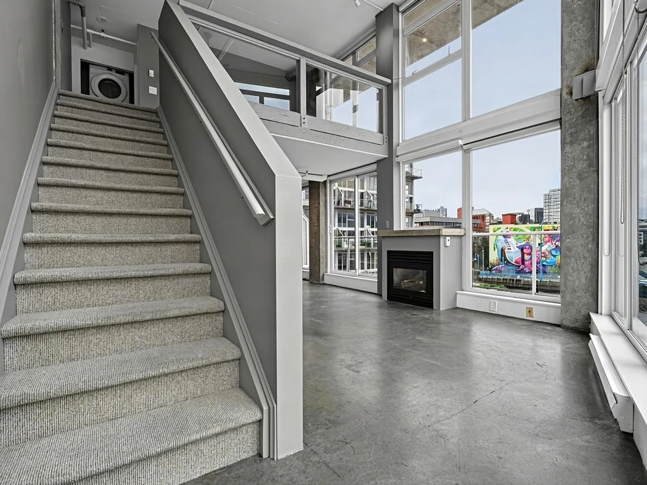 289 Alexander Street #429
