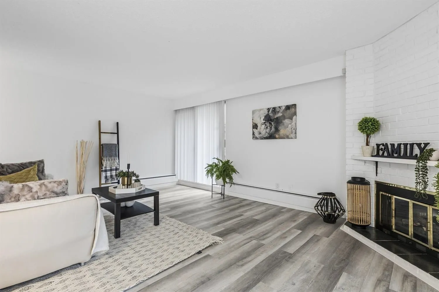 425 Ash Street #104