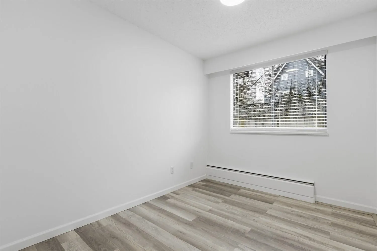 425 Ash Street #104