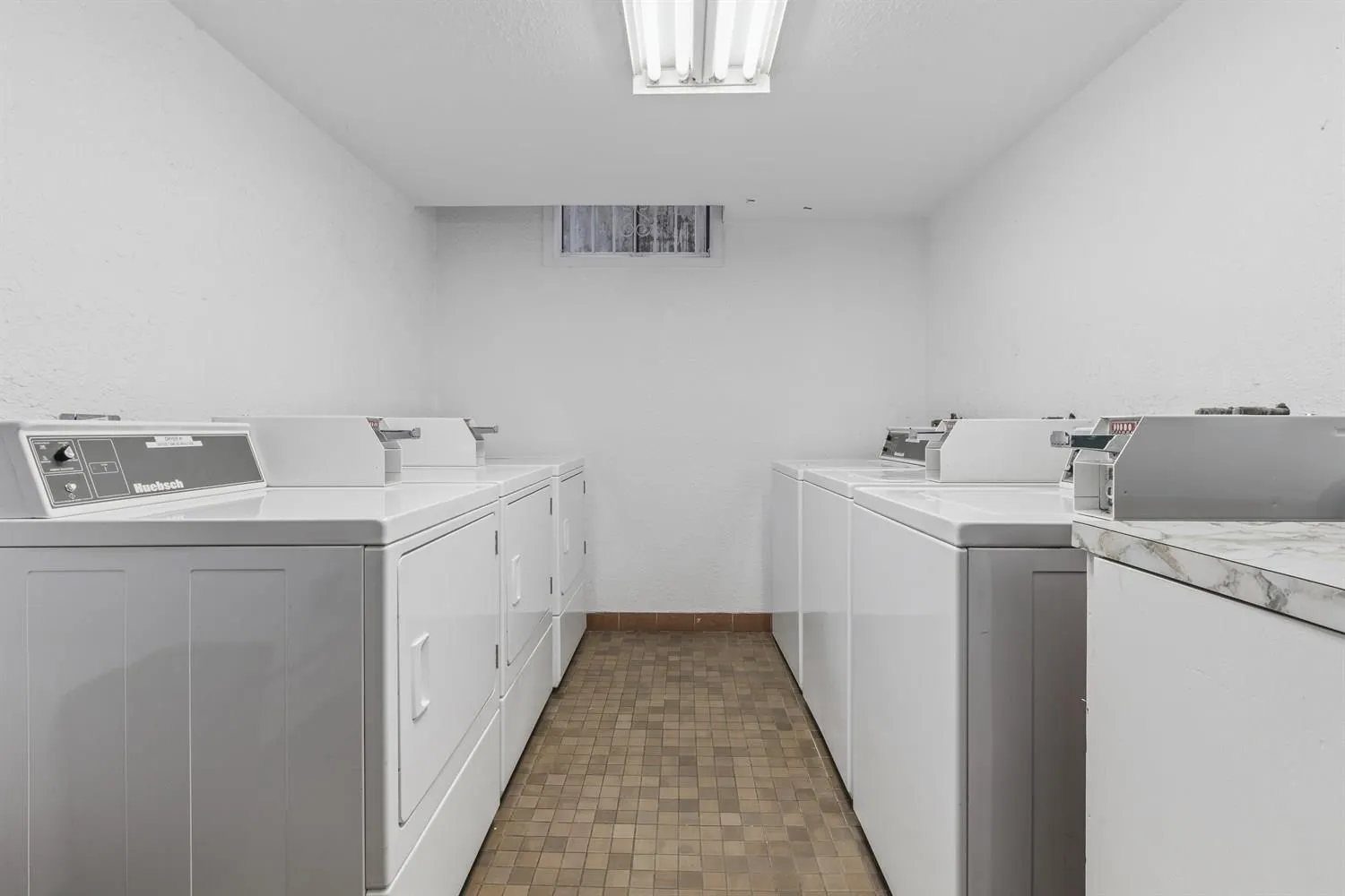 425 Ash Street #104