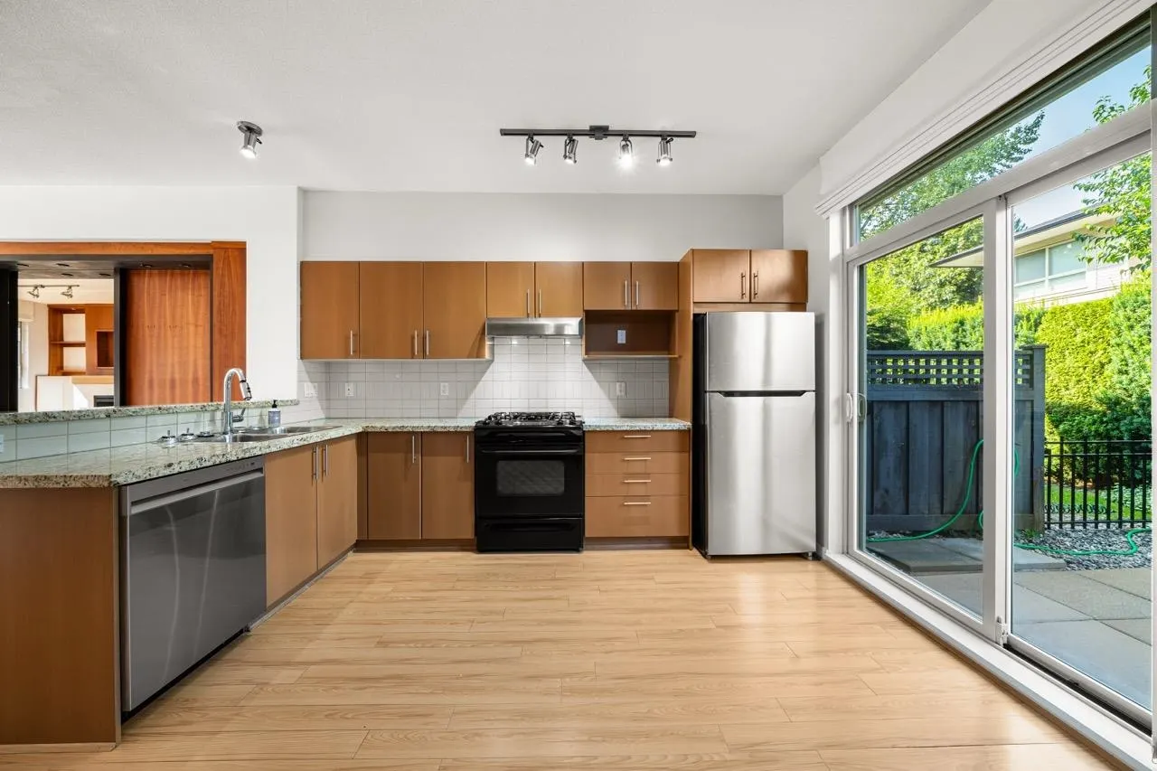 301 Klahanie Drive #3