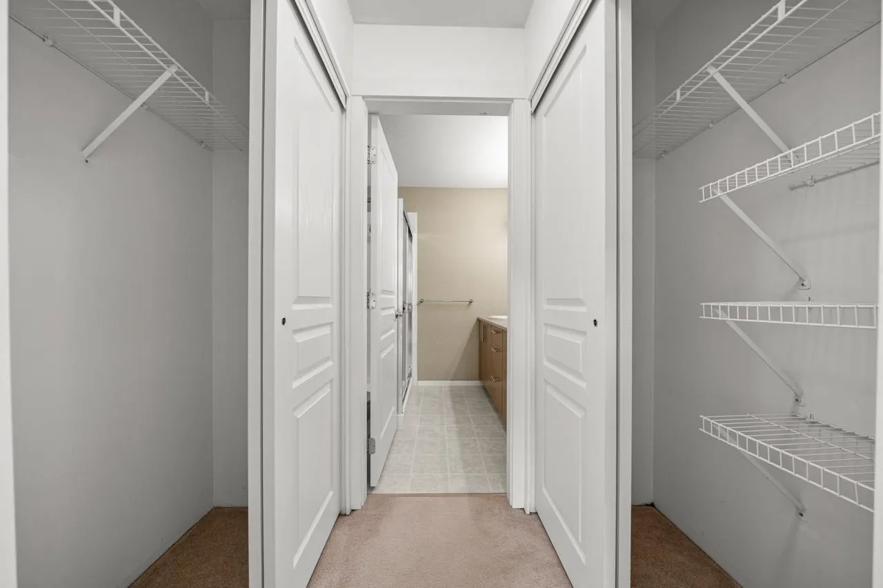 301 Klahanie Drive #3