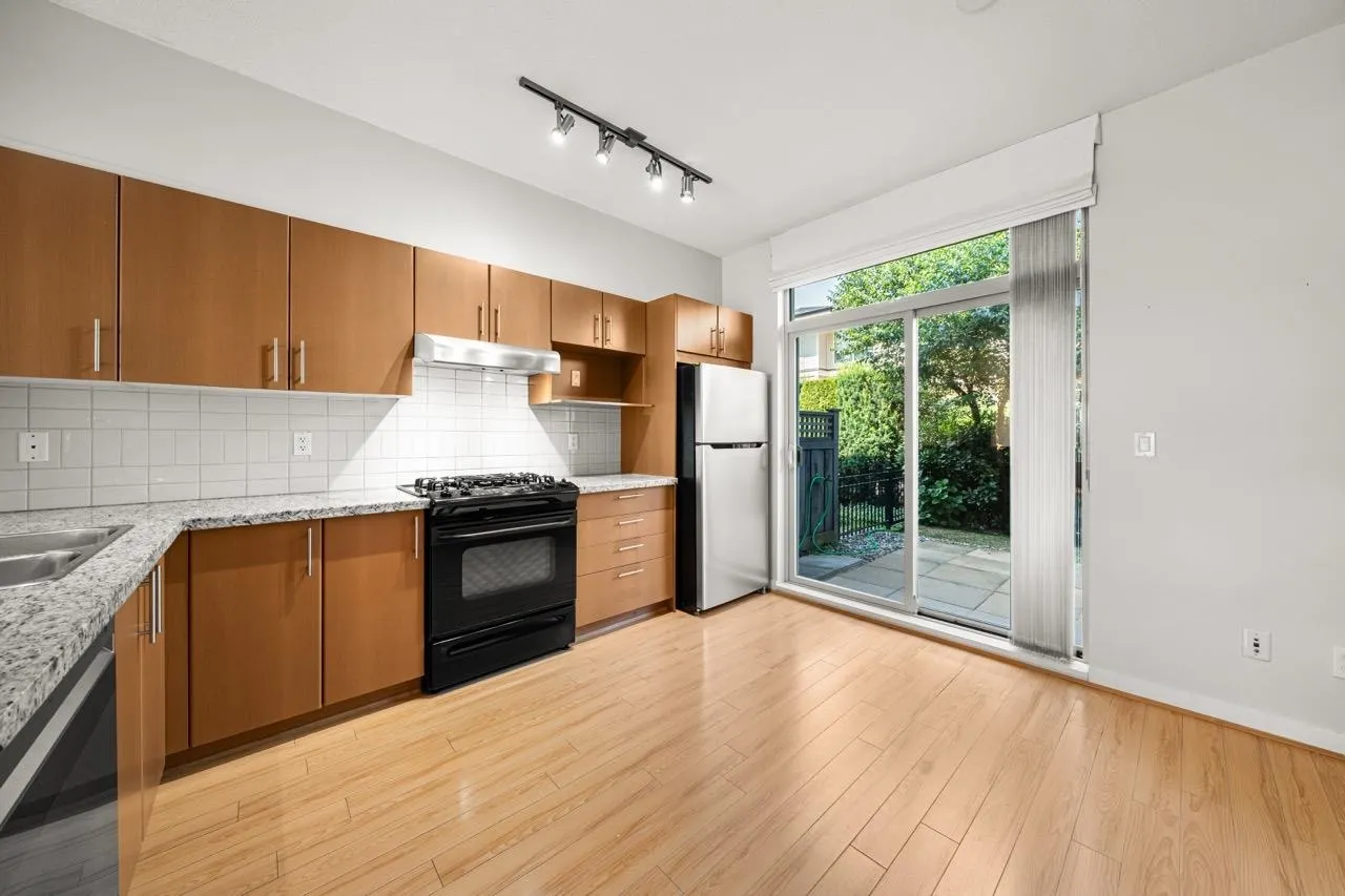 301 Klahanie Drive #3