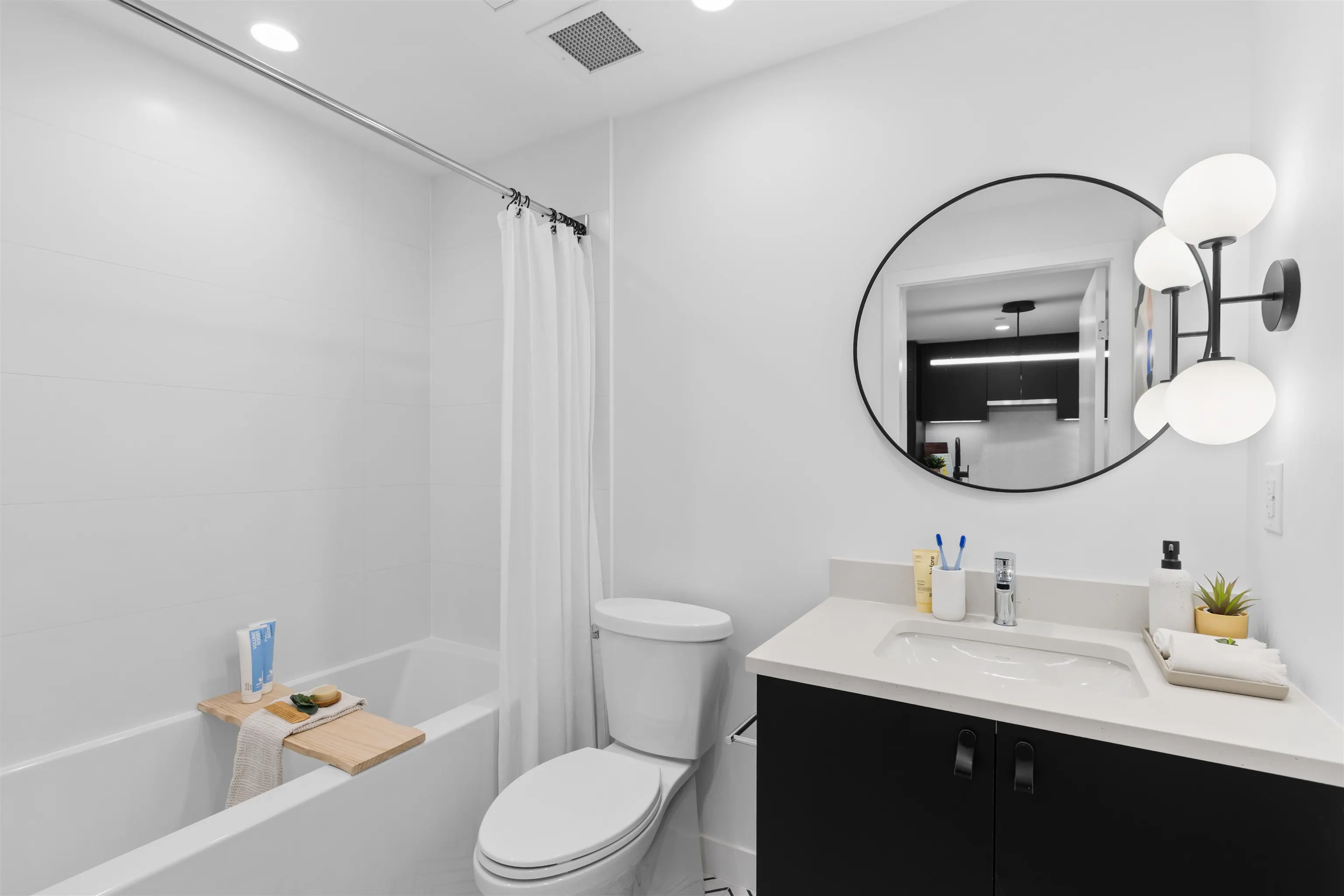 1680 E 12th Avenue #306