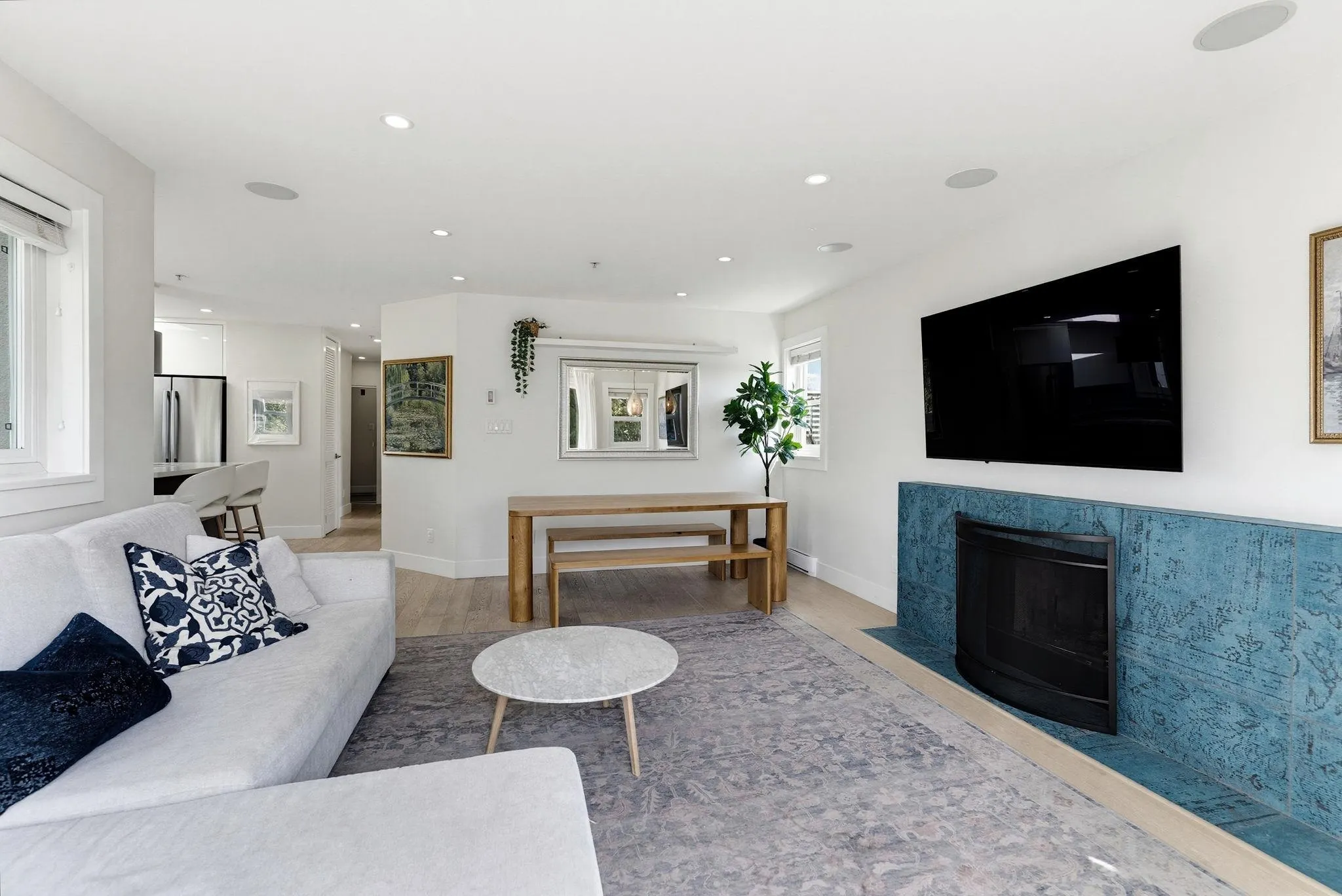 1206 W 14th Avenue #407