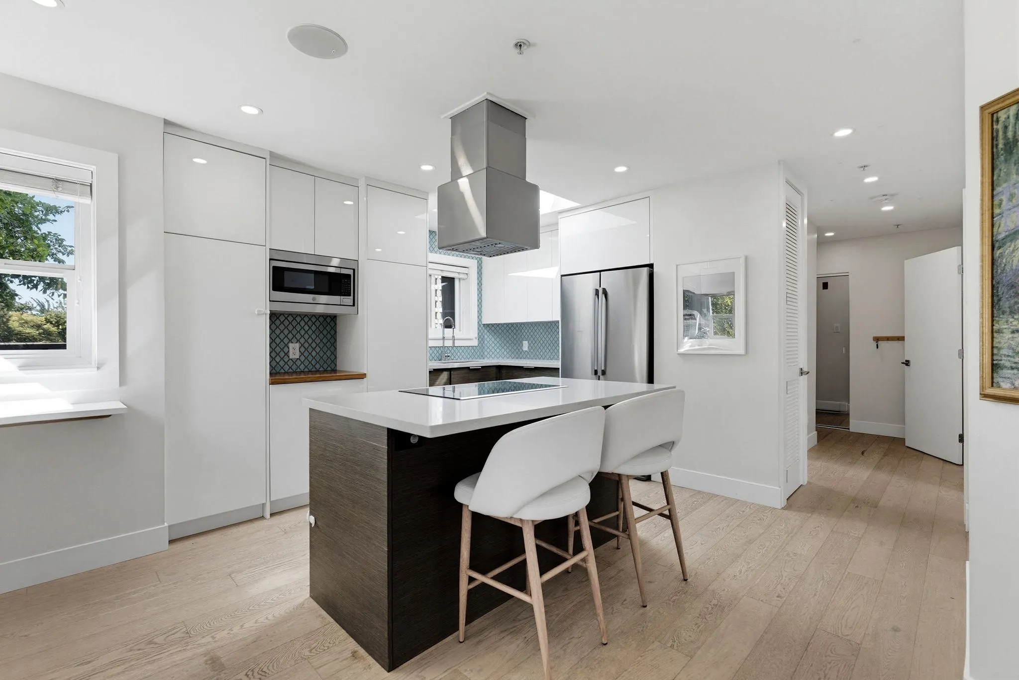 1206 W 14th Avenue #407