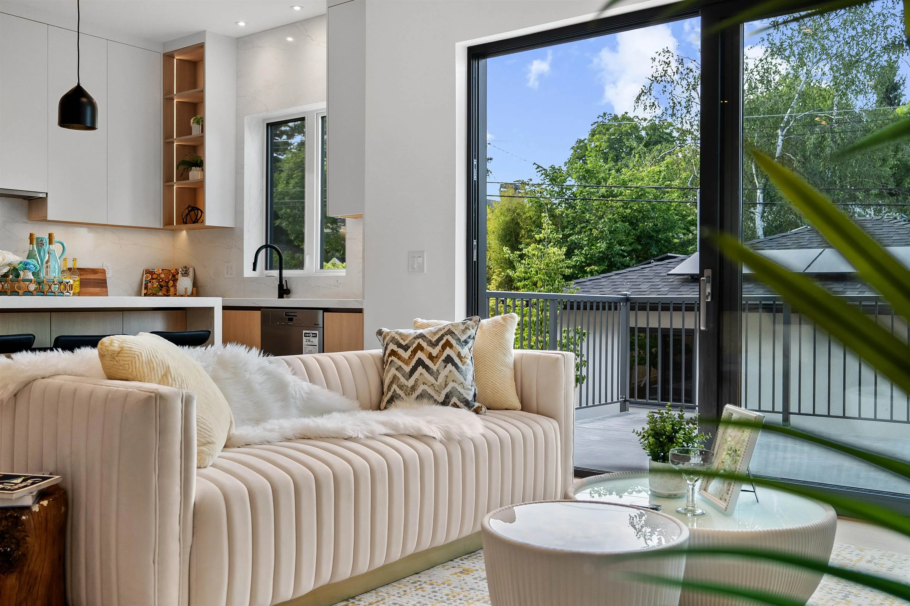 3813 W 16th Avenue #2