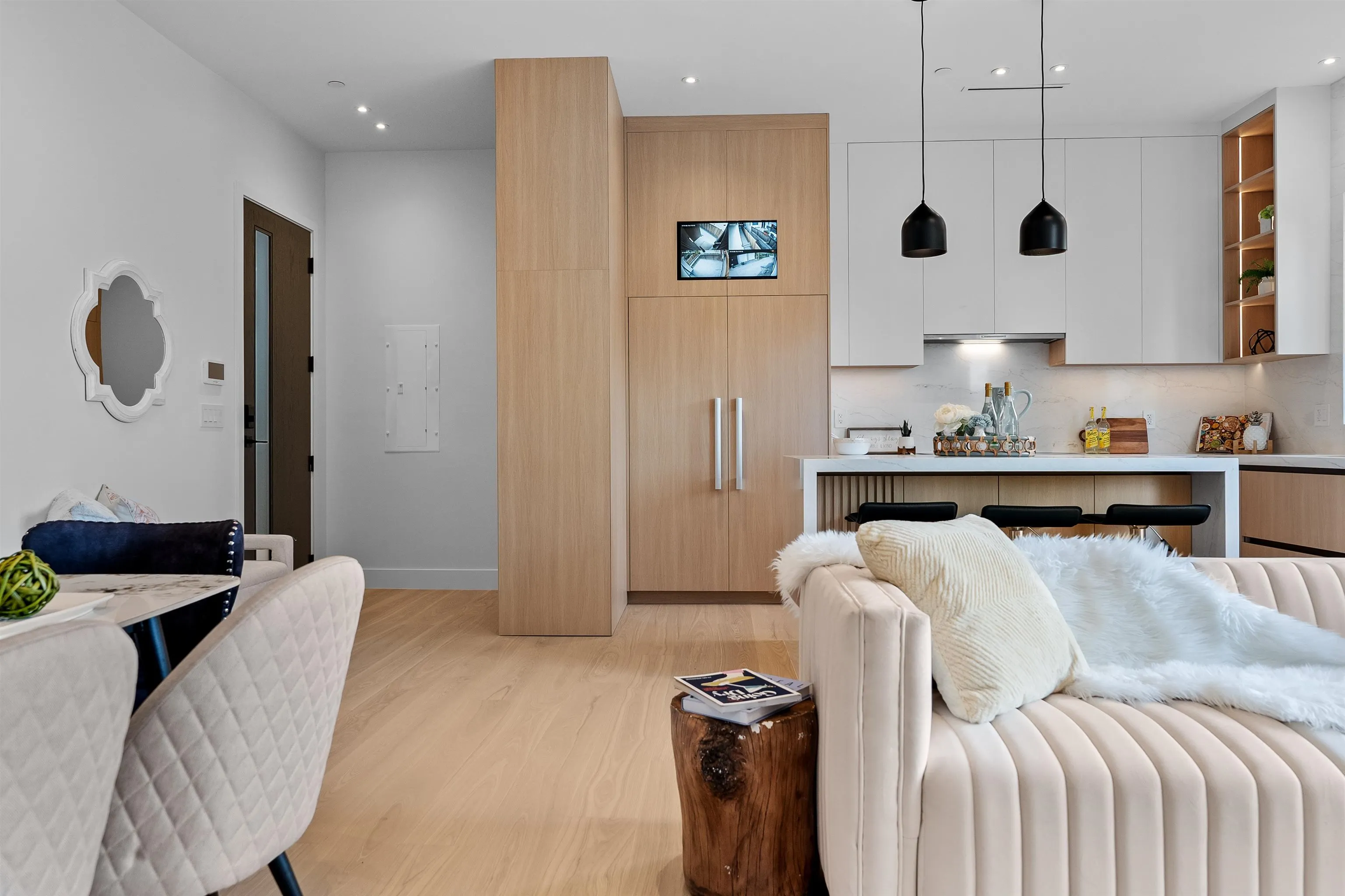 3813 W 16th Avenue #2