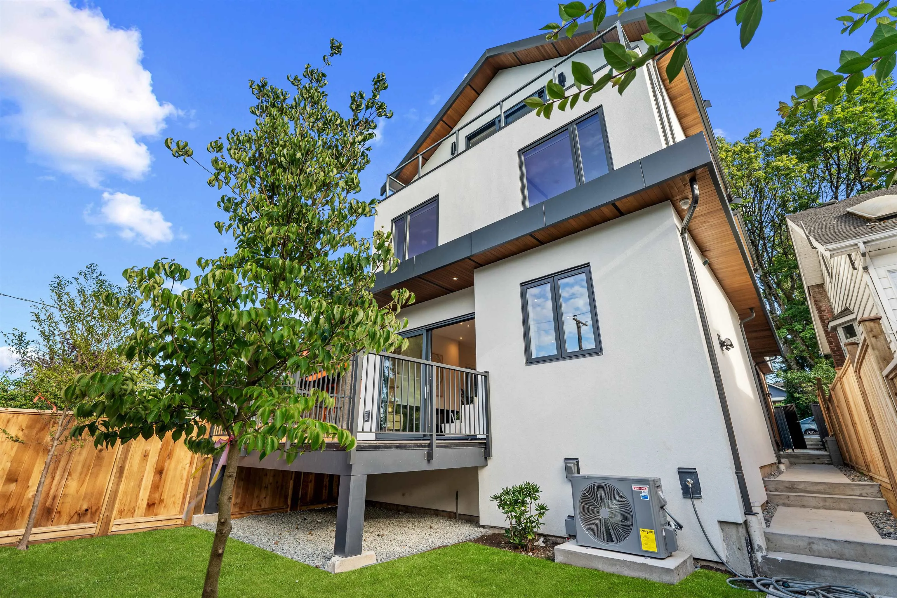 3813 W 16th Avenue #2