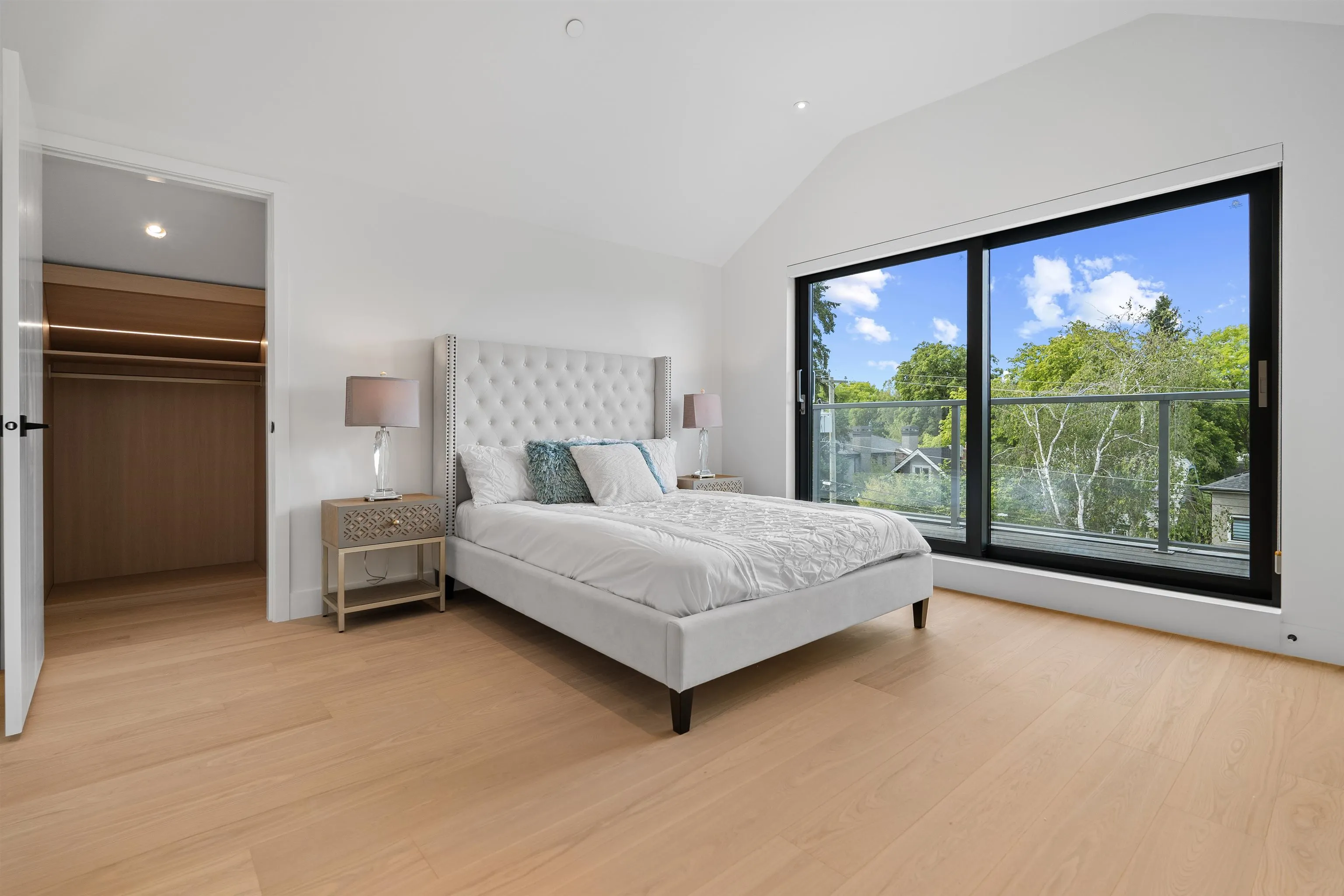 3813 W 16th Avenue #2
