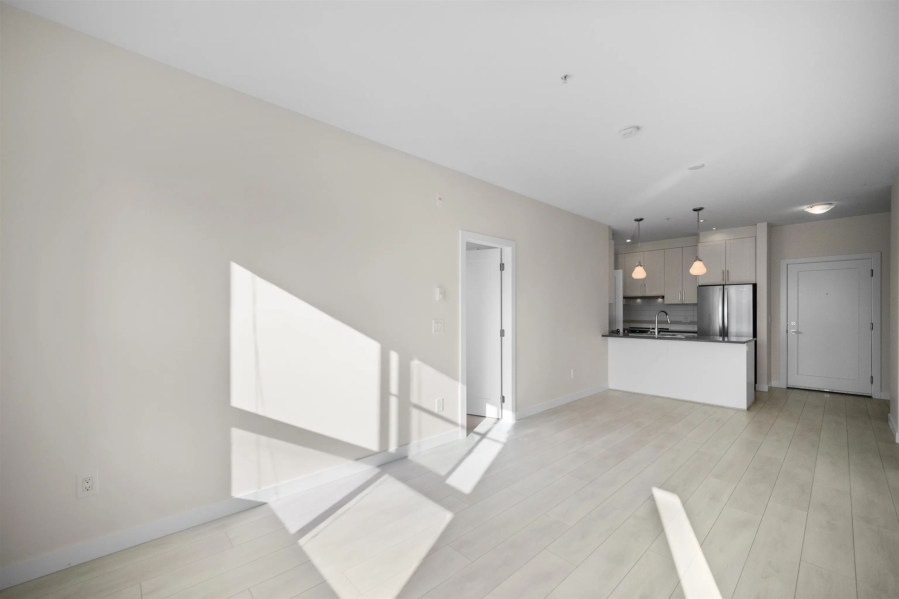 20829 77a Avenue #406