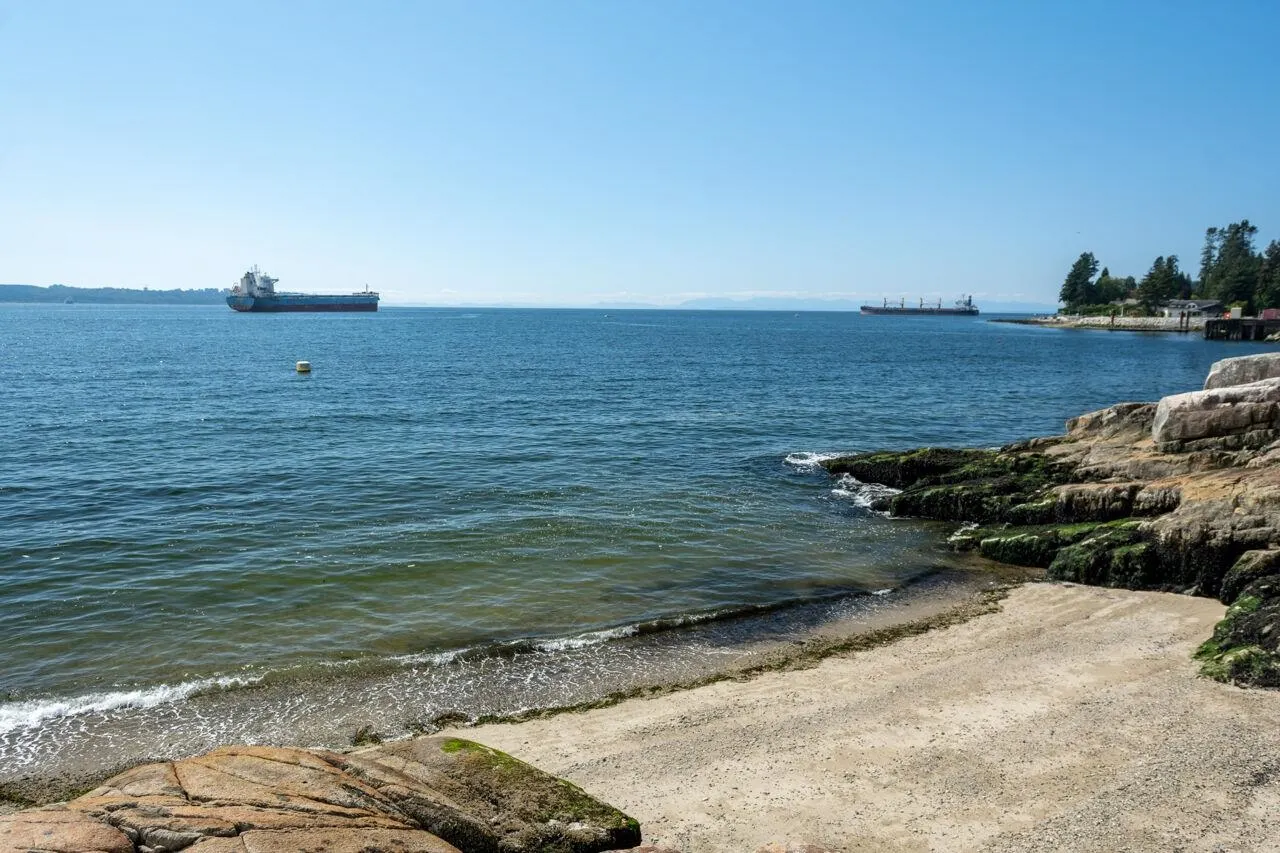 4052 Marine Drive