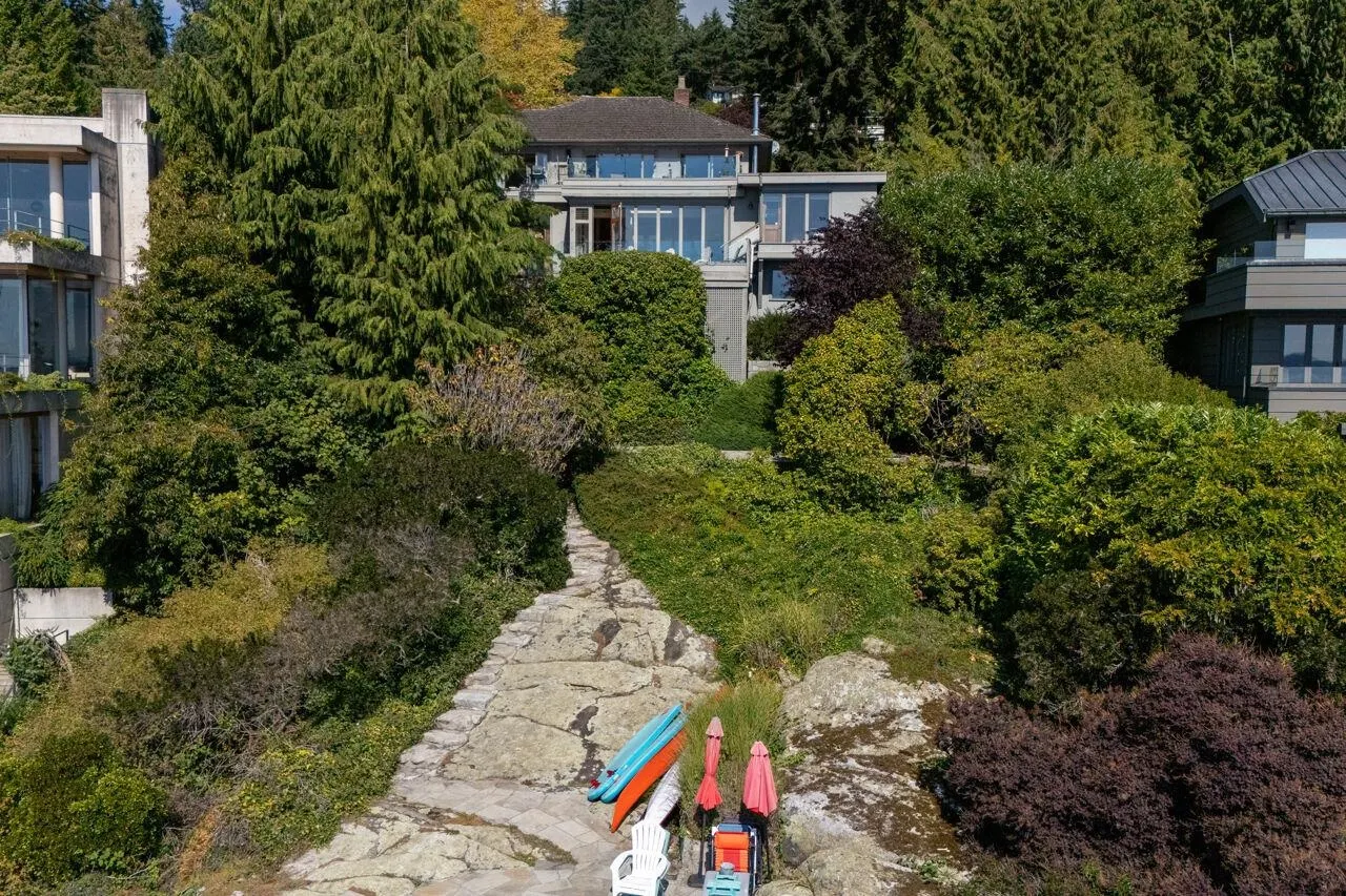 4052 Marine Drive