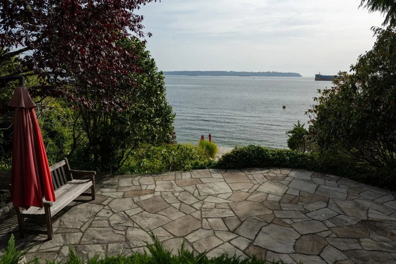 4052 Marine Drive