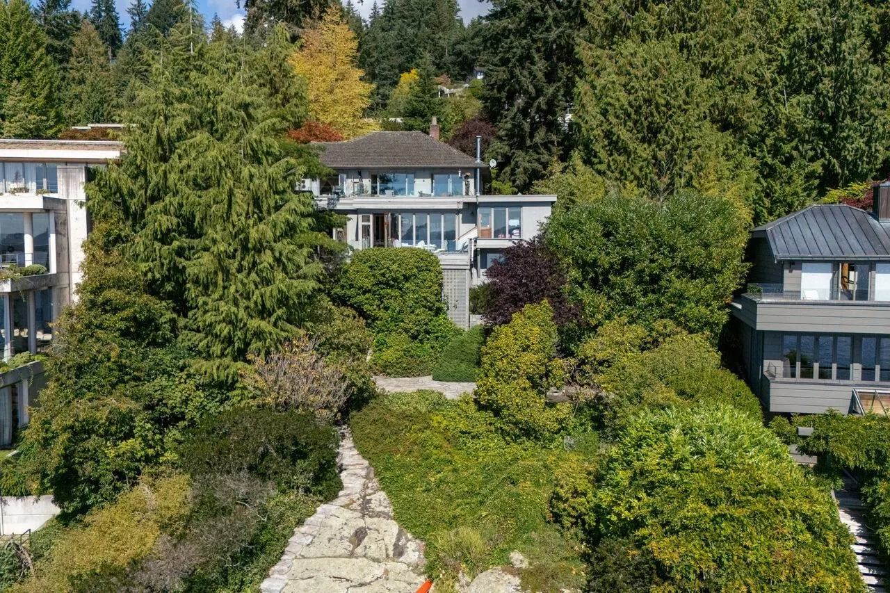4052 Marine Drive