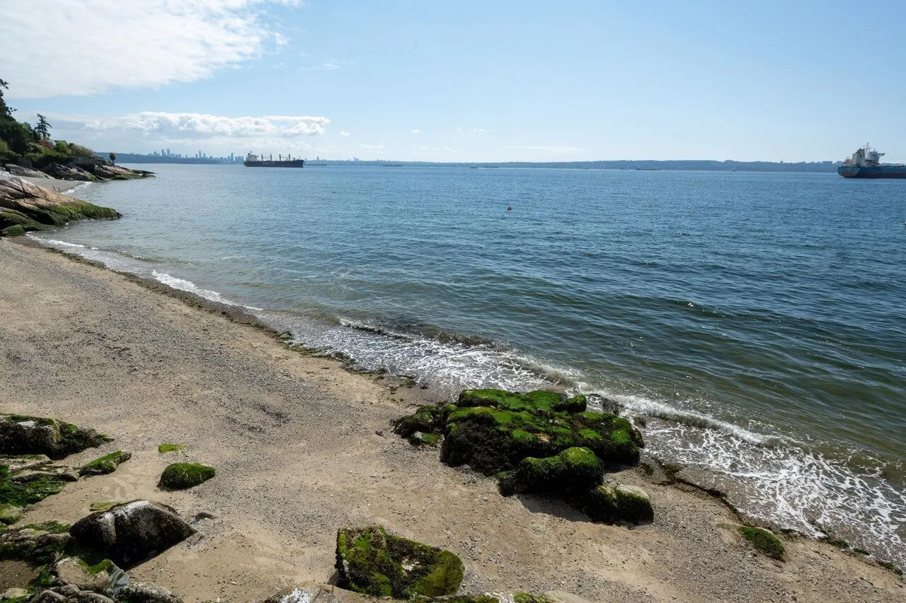 4052 Marine Drive