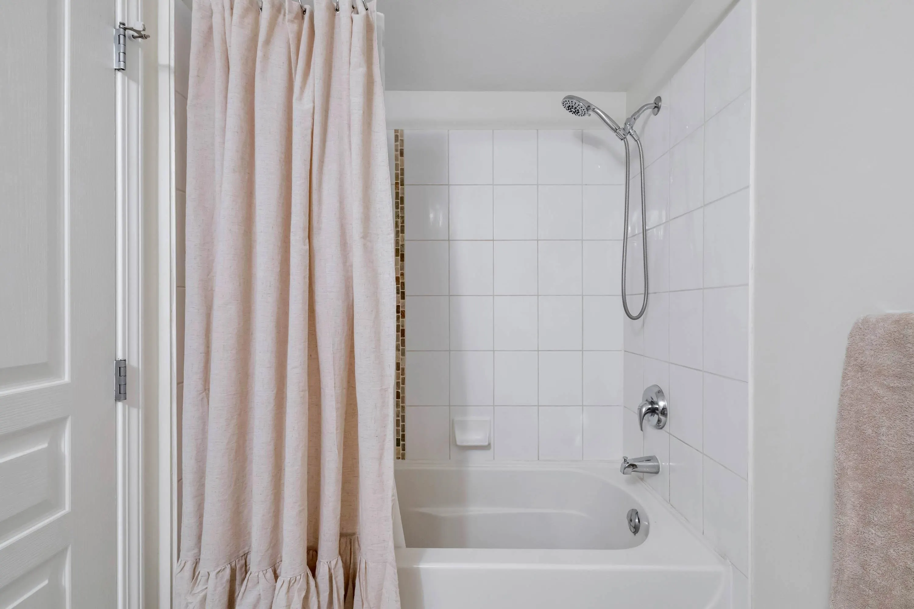 1071 Lynn Valley Road #2