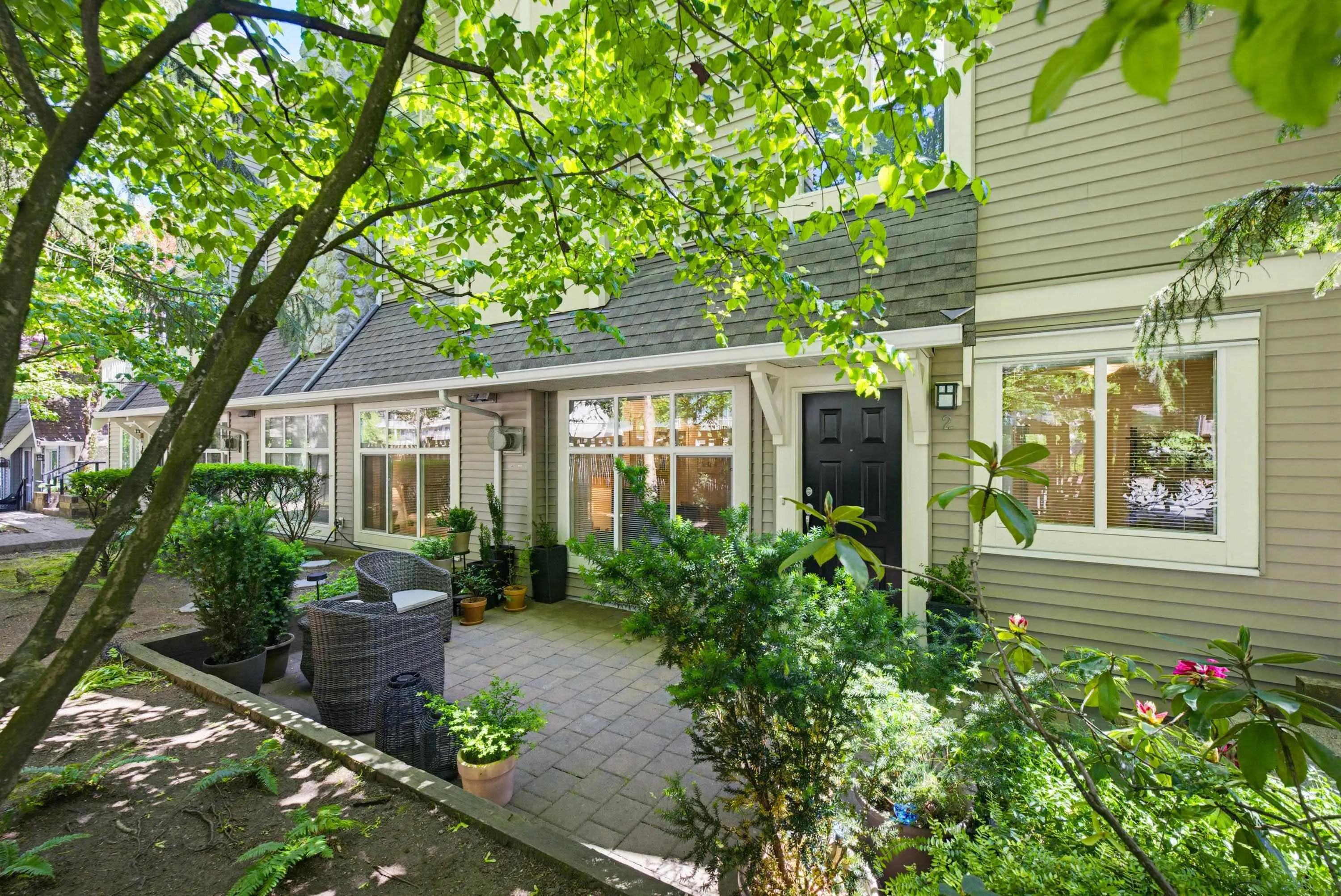 1071 Lynn Valley Road #2