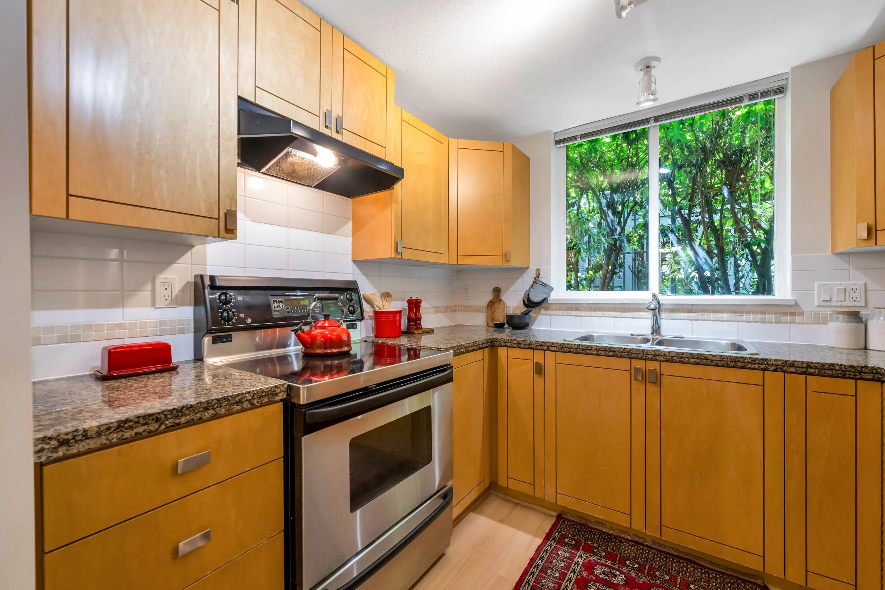 1071 Lynn Valley Road #2
