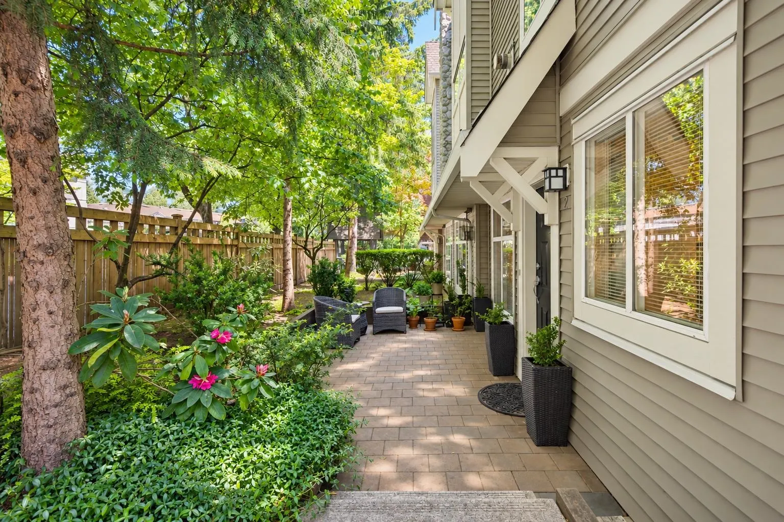 1071 Lynn Valley Road #2