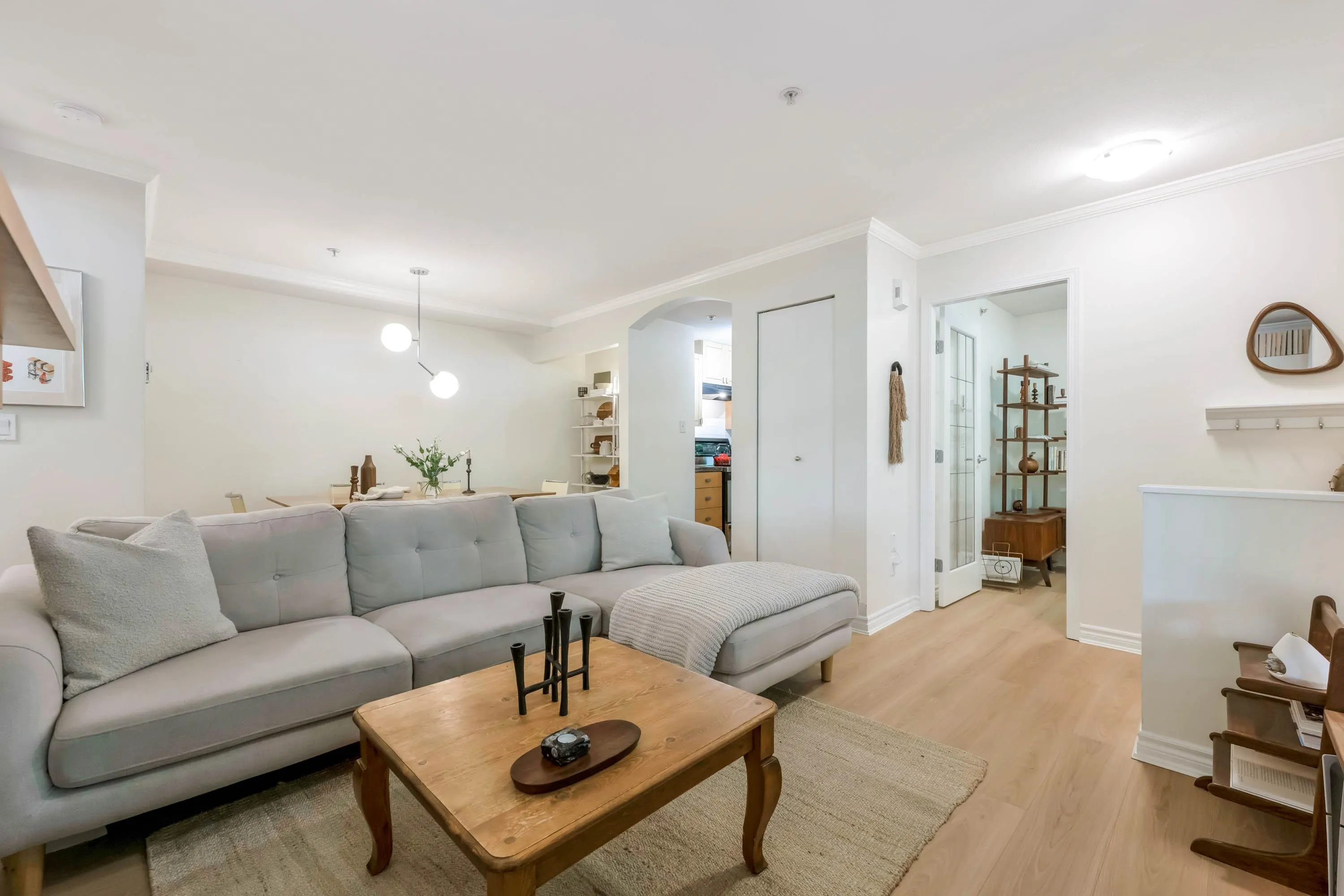 1071 Lynn Valley Road #2