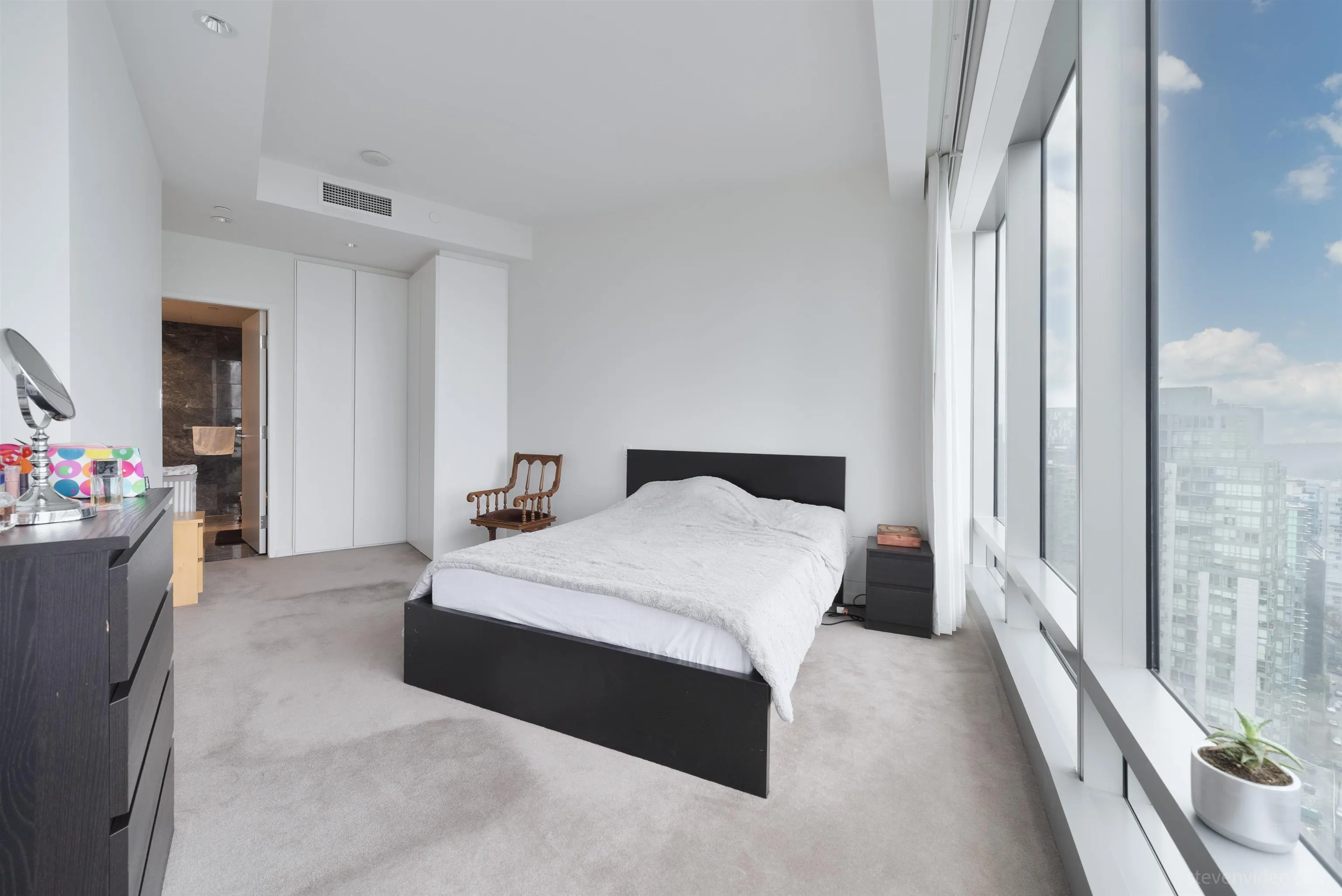 1151 W Georgia Street #3707
