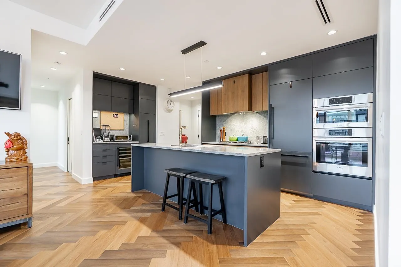 458 W 63rd Avenue #404